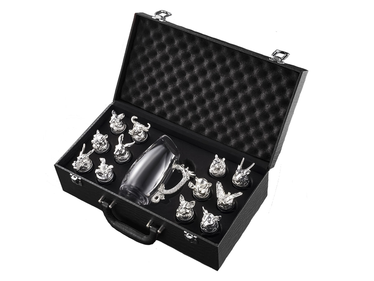 Set van 12 borrelglaasjes 25ml met kan 250ml met mogelijkheid tot personalisatie met gravure