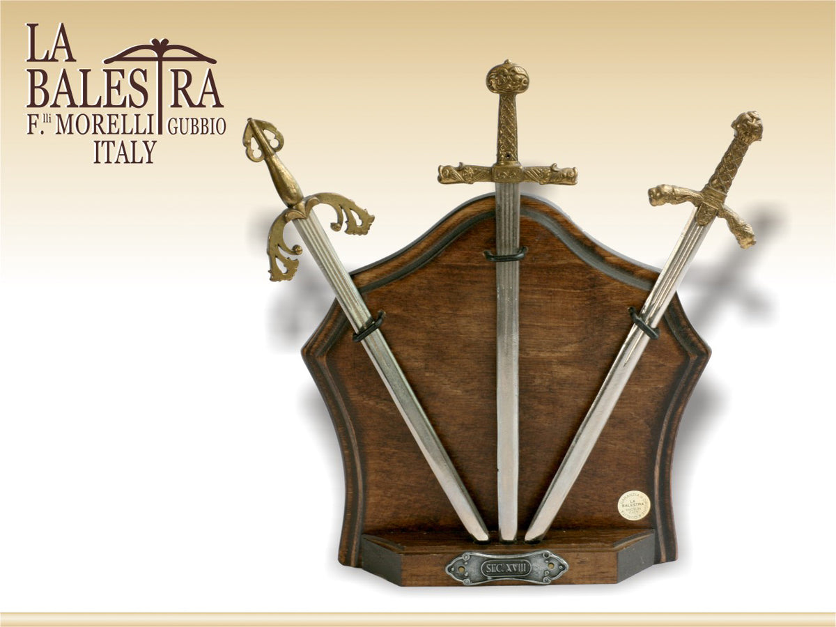 3 dolken, replica, afmetingen 16 x 5 x 26 cm met mogelijkheid tot personalisatie met gravure