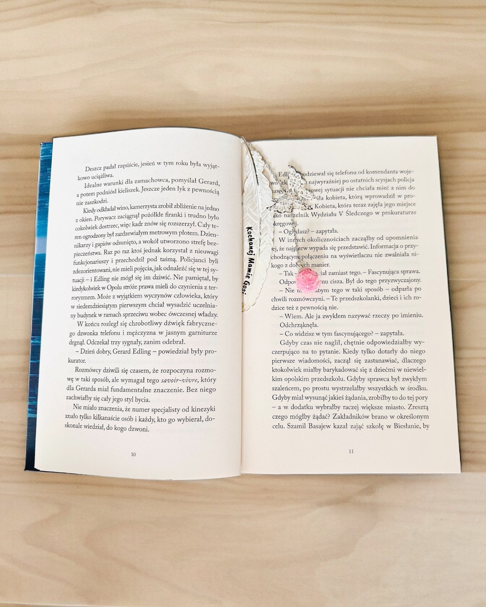 Creatieve Boekenlegger in Retro Stijl met Veer- en Vlindermotief – Elegant Promotiegeschenk, Kleur Zilver/Blauw