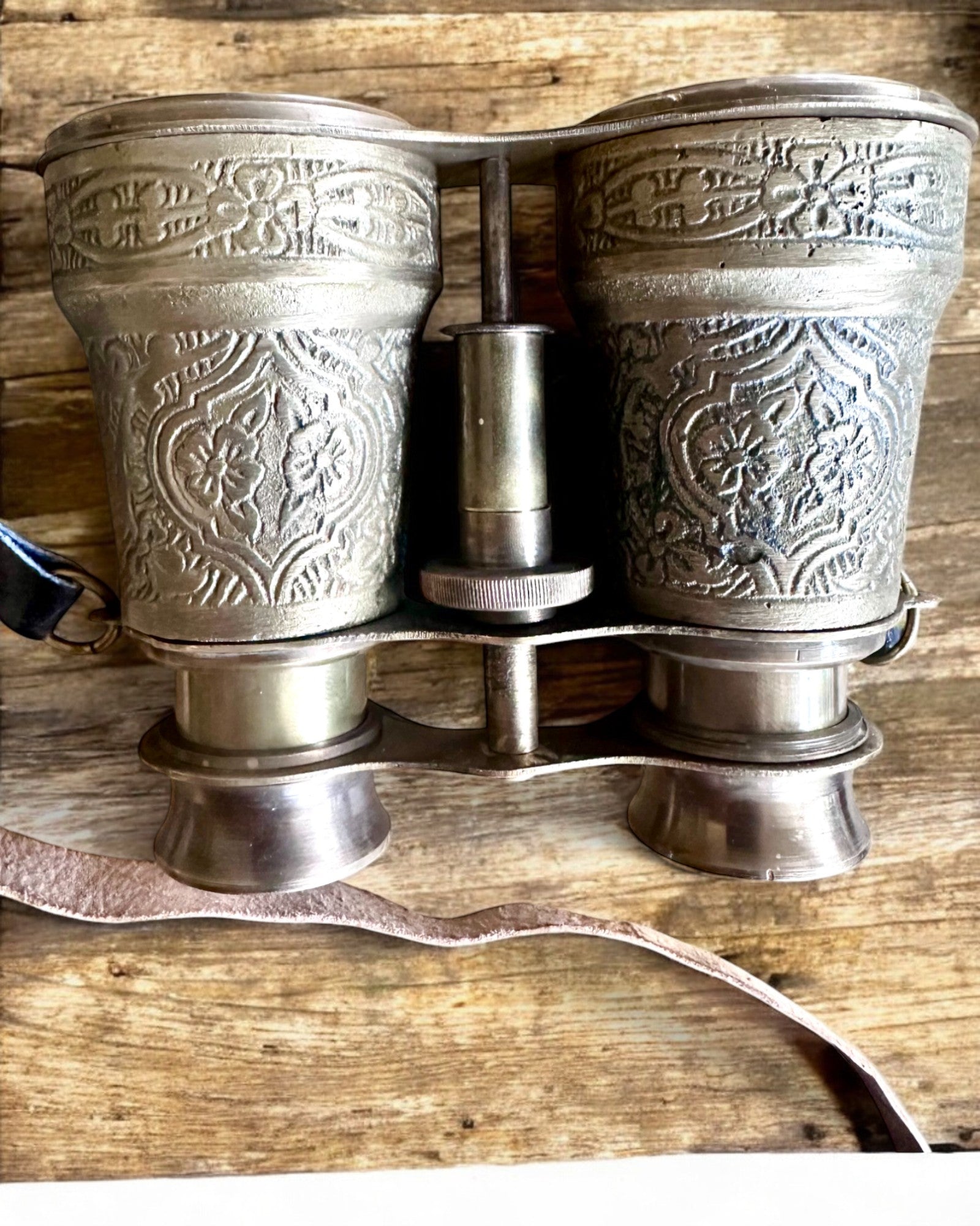 Verrekijker met leren etui Victorian's Eye, 11 cm Messing, Handgemaakt versierd, personalisatie met gravure als cadeau