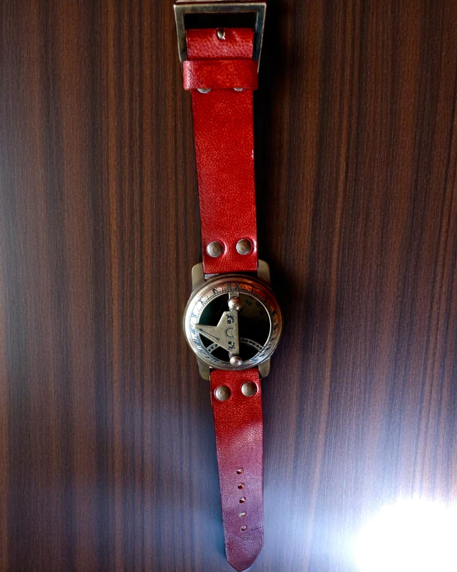 Zonnewijzer met Kompas - Handgemaakt, Authentiek Ambacht, mogelijkheid tot graveren