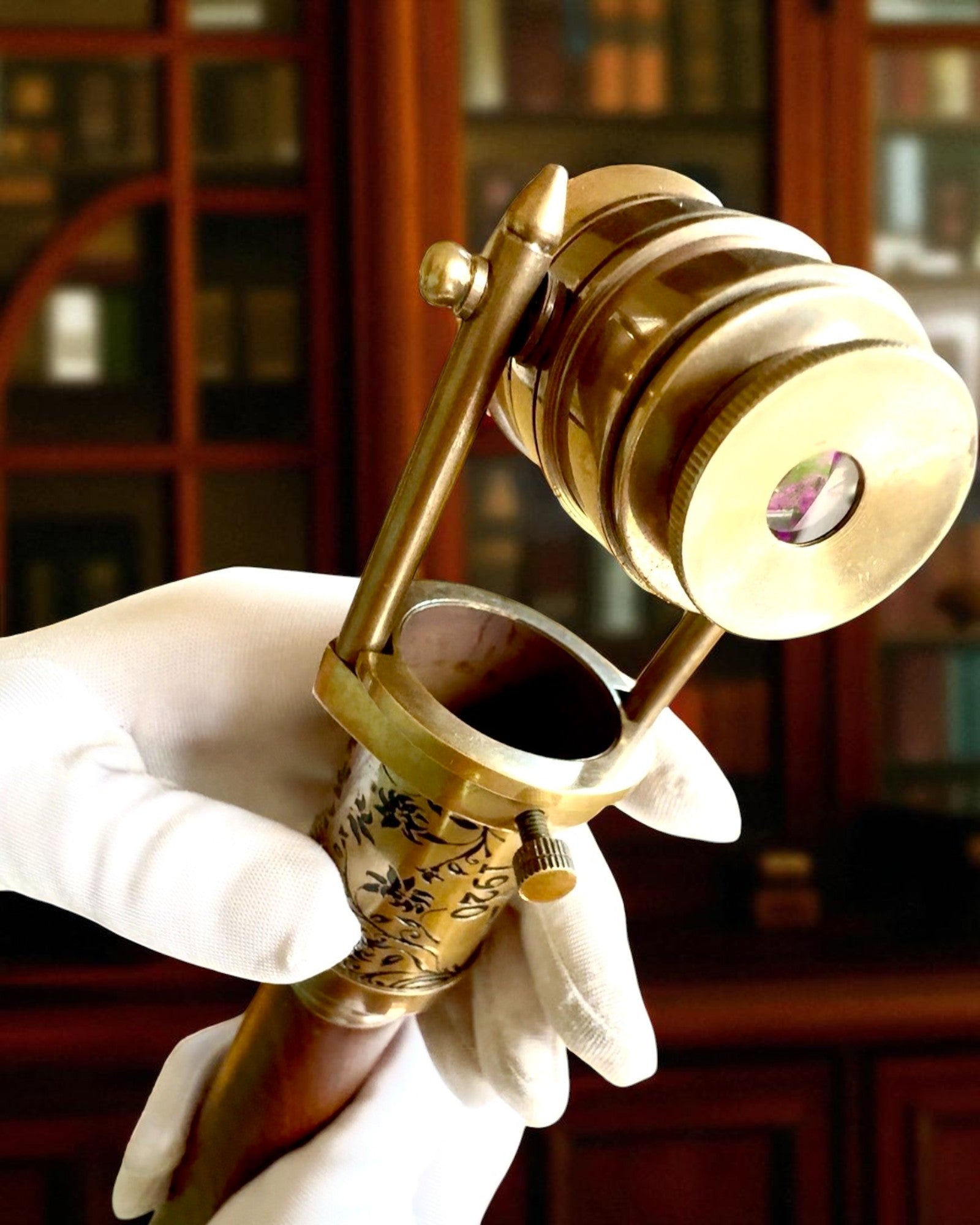 Navigatorstok 2.0 met kompas en verborgen telescoop, mogelijkheid tot personalisatie met gravure als cadeau