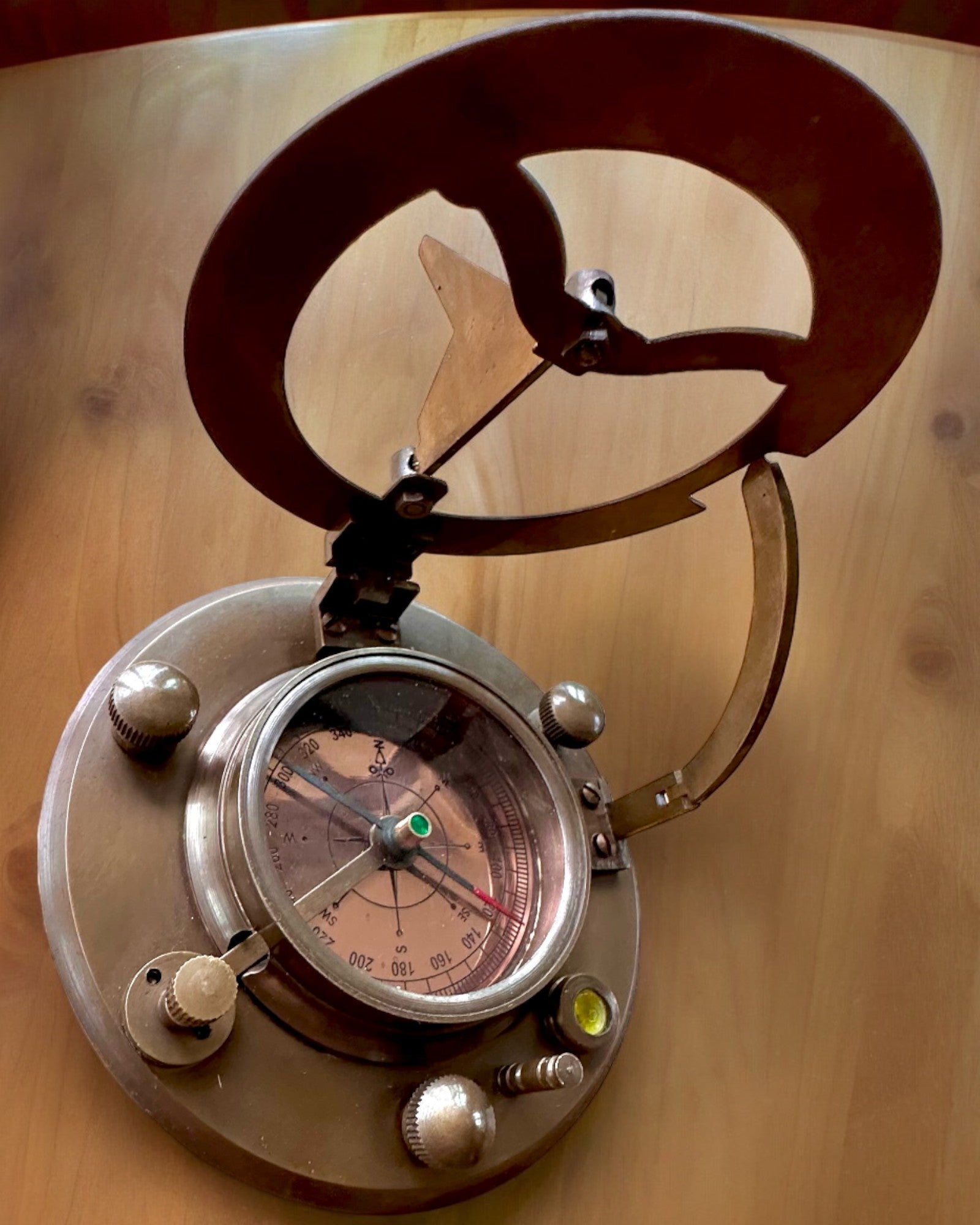 Kapiteinskompas "Odkrywca 2" - mogelijkheid tot personalisatie met gravure als cadeau, 2 kleuropties om uit te kiezen