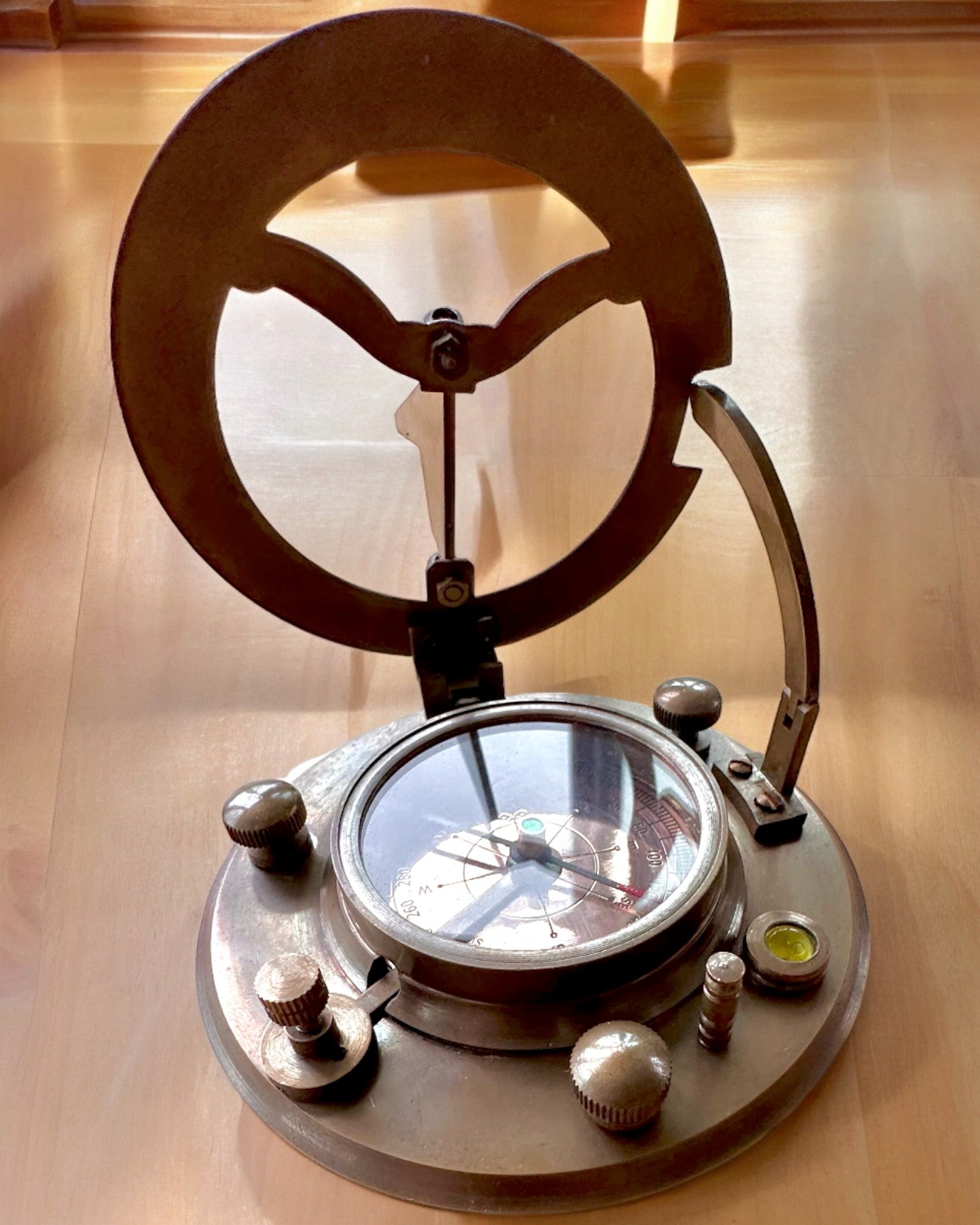 Kapiteinskompas "Odkrywca 2" - mogelijkheid tot personalisatie met gravure als cadeau, 2 kleuropties om uit te kiezen