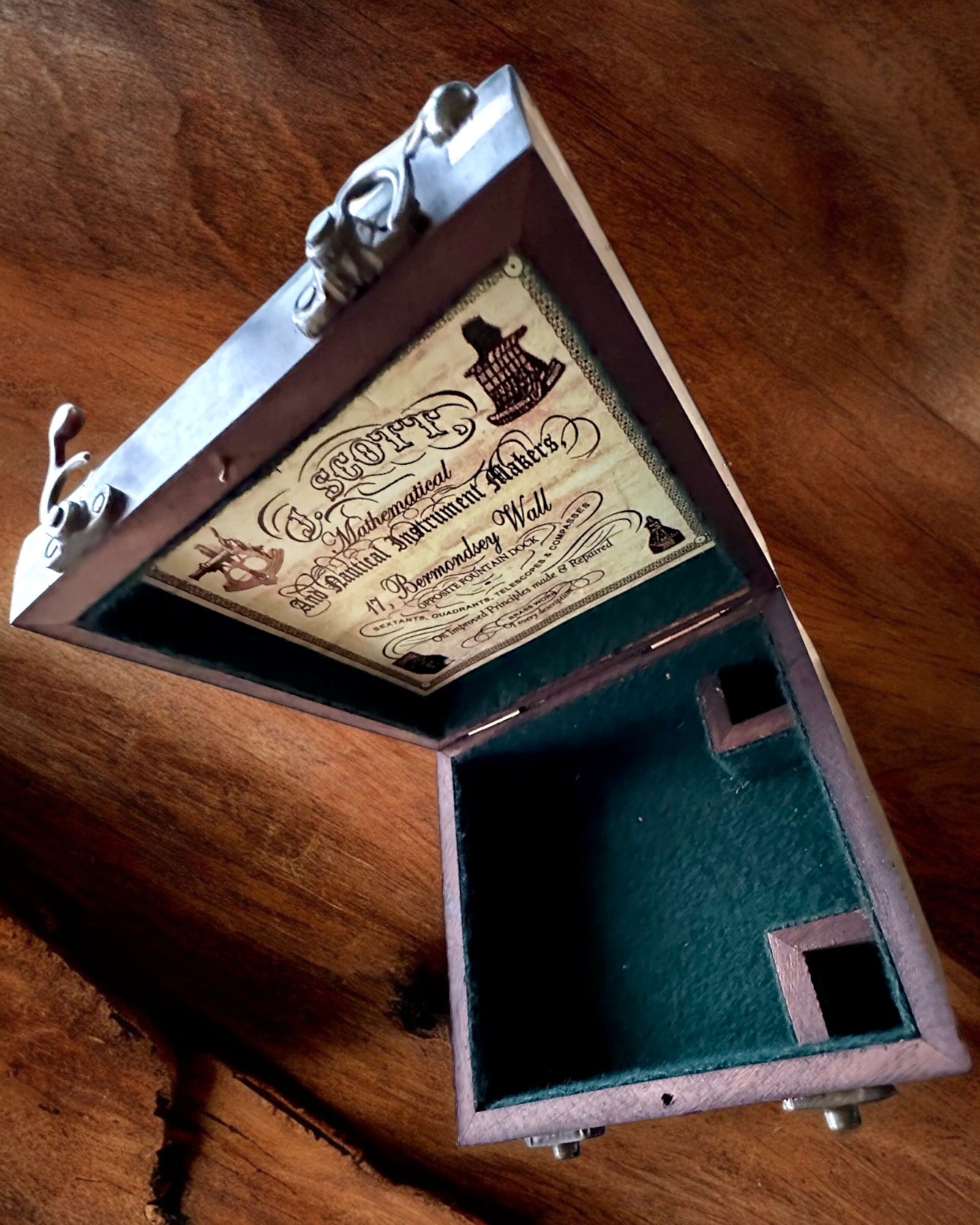 Grote Houten Doos voor Sextant of premium kompas "Mariner's Legacy" met Gravure Optie