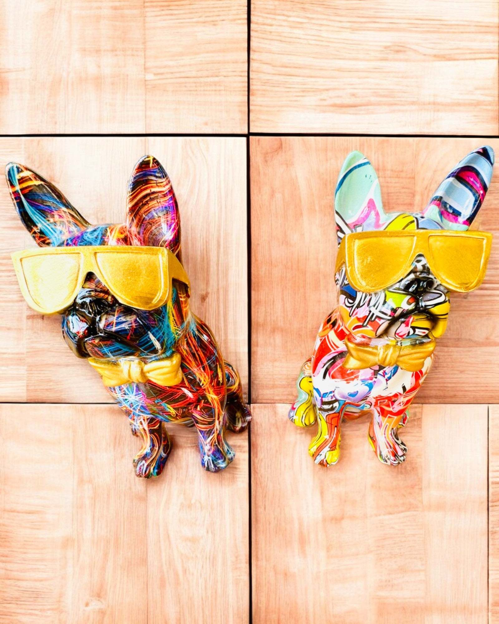 Kleurrijke Bulldog met Bril - Unieke Interieurdecoratie, decoratief beeldje als cadeau, personalisatie met gravure