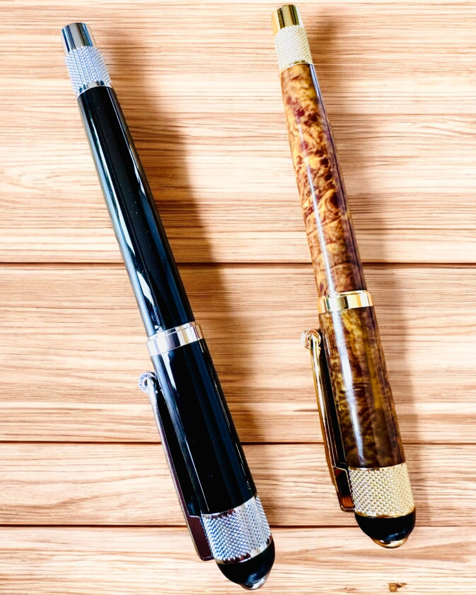 Elegante pen "Majestic" met personalisatiemogelijkheid als cadeau, 2 kleuropties om uit te kiezen