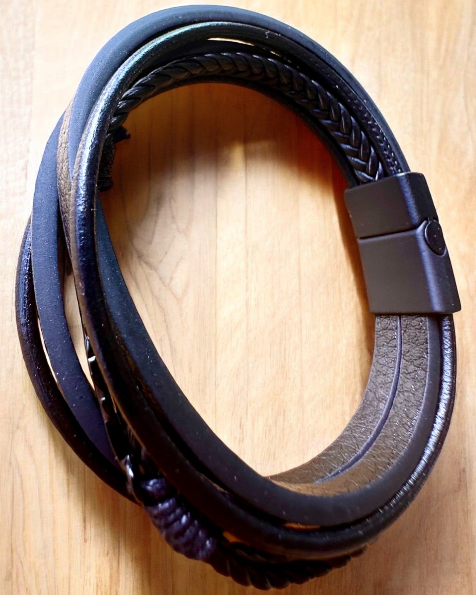 Armband "Orzeł" met graveeroptie, 3 kleuropties