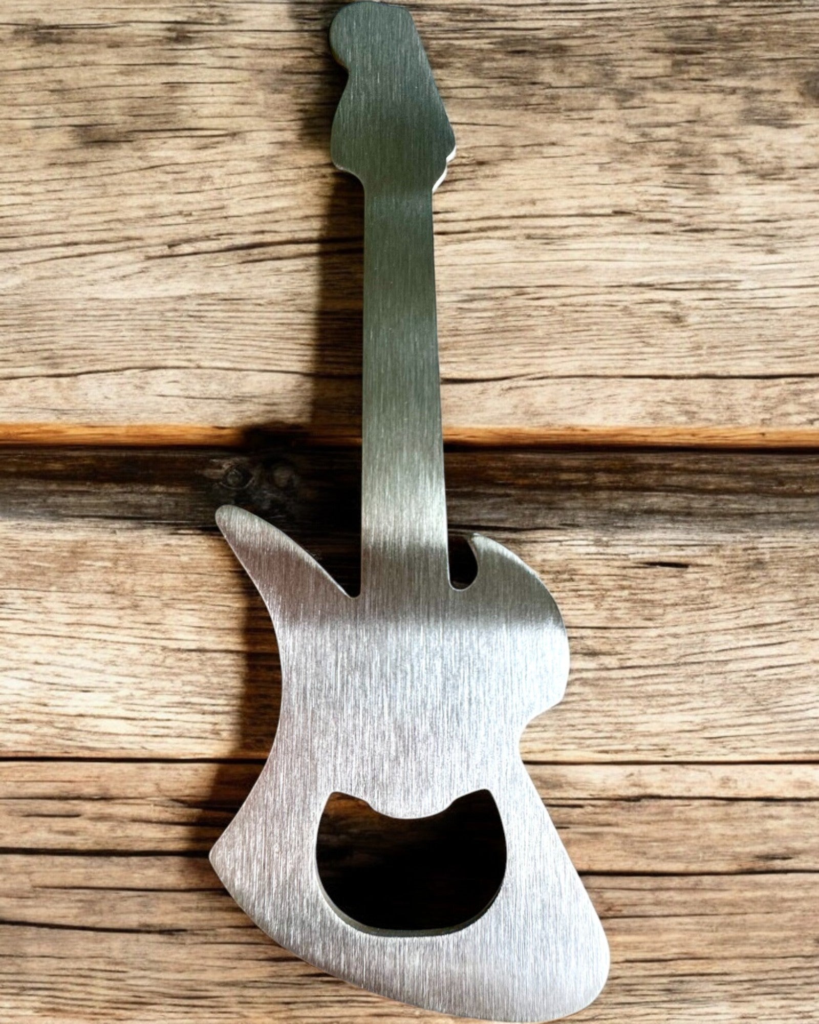 Flesopener Gitaar Rock'n'Open, 2 varianten, personalisatie met gravure als cadeau