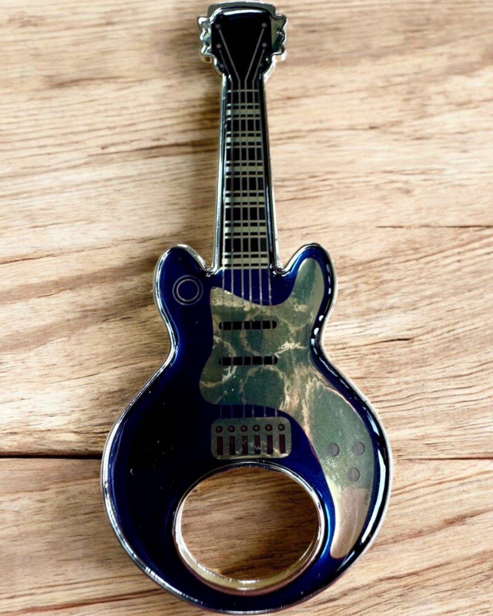 Flesopener Gitaar Rock'n'Open, 2 varianten, personalisatie met gravure als cadeau