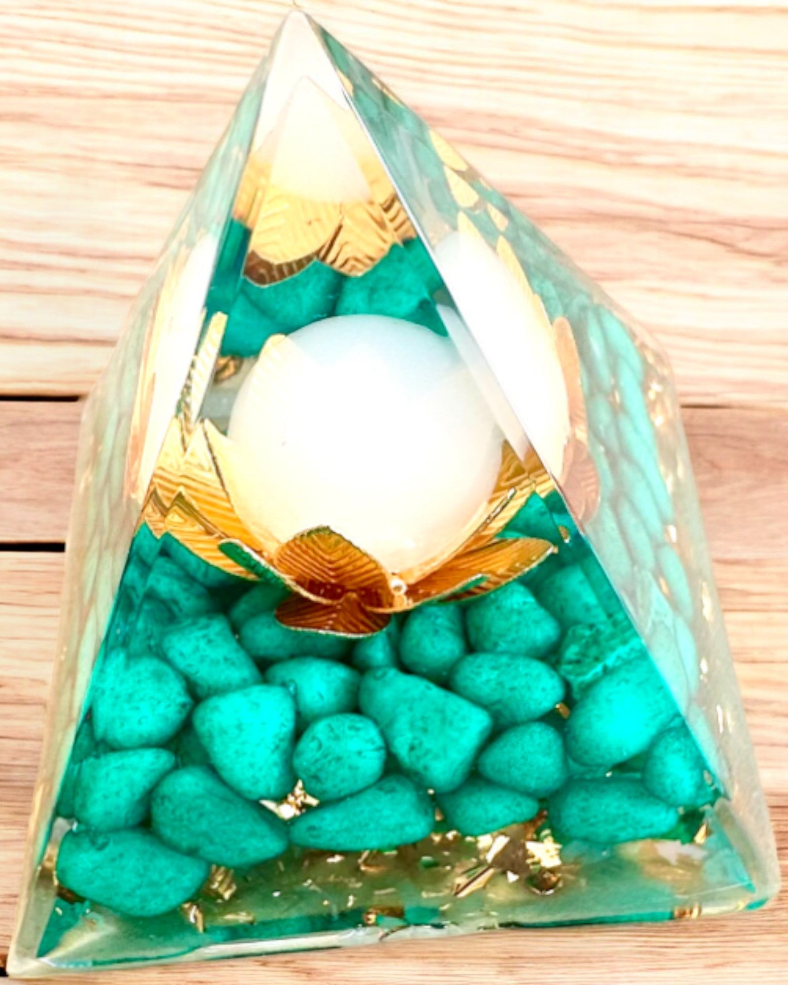 Orgonitische Energiepiramide "Harmonie van Toermalijn"