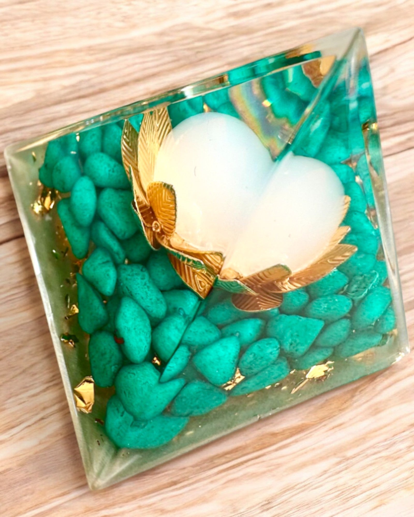 Orgonitische Energiepiramide "Harmonie van Toermalijn"