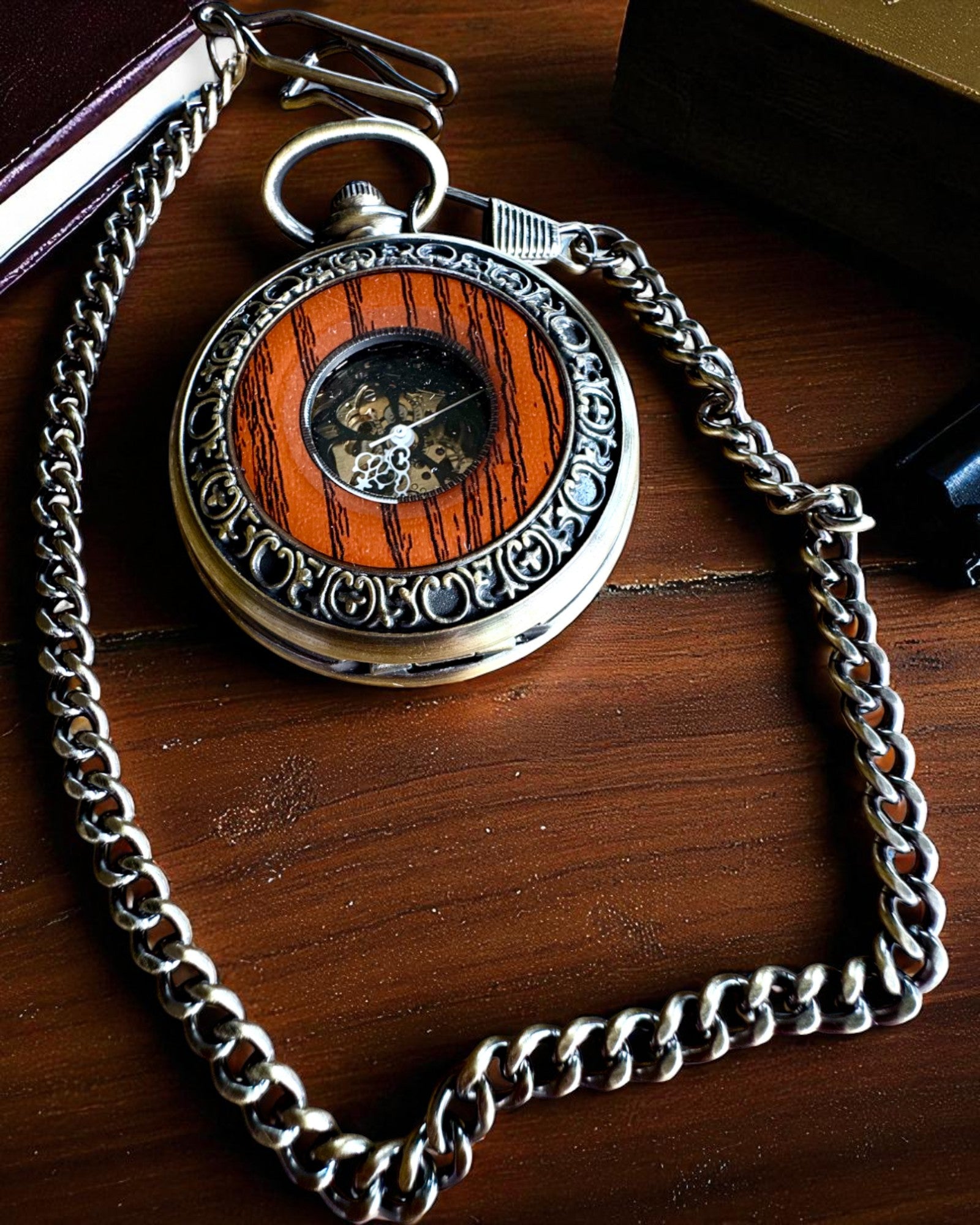 Zakhorloge „Veritas Tempus” – mechanisch uurwerk met de mogelijkheid tot graveren als cadeau, 2 varianten om uit te kiezen