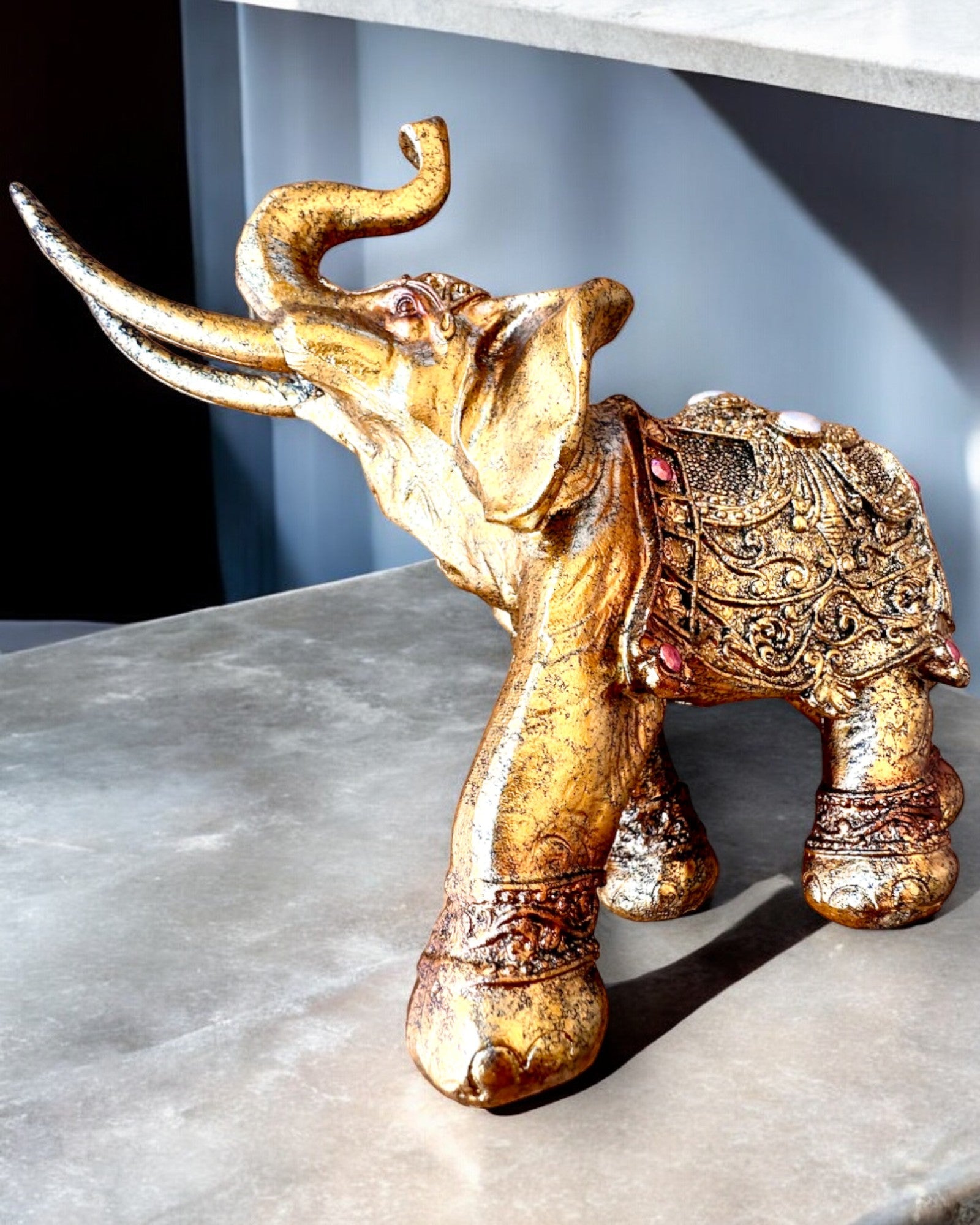 Koninklijke Olifant met Graveermogelijkheid - Elegantie en Luxe, personalisatie als cadeau