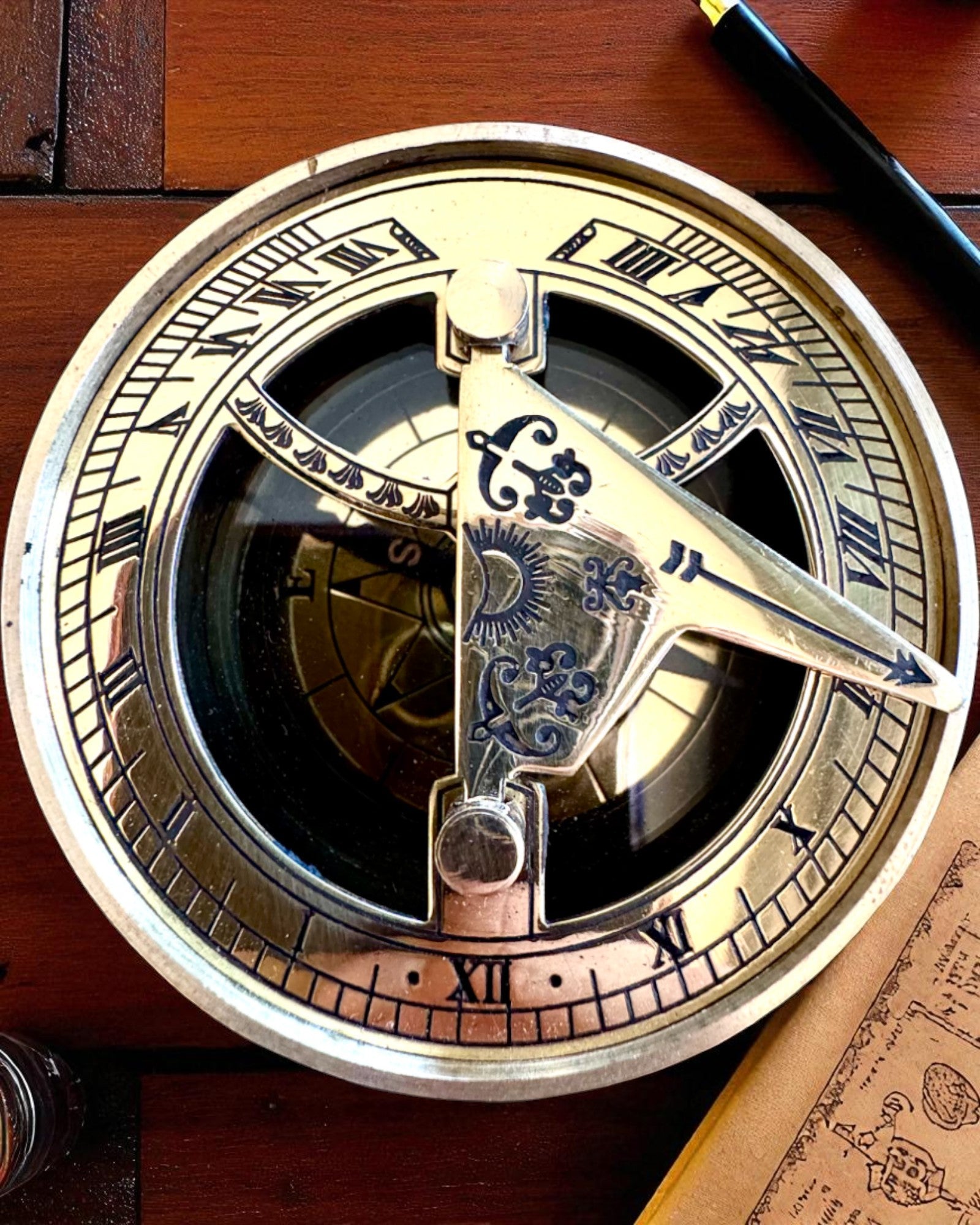 Zonnewijzer Kompas Voyager 7cm – messing zonnewijzer met kompas, personalisatie met gravure als cadeau