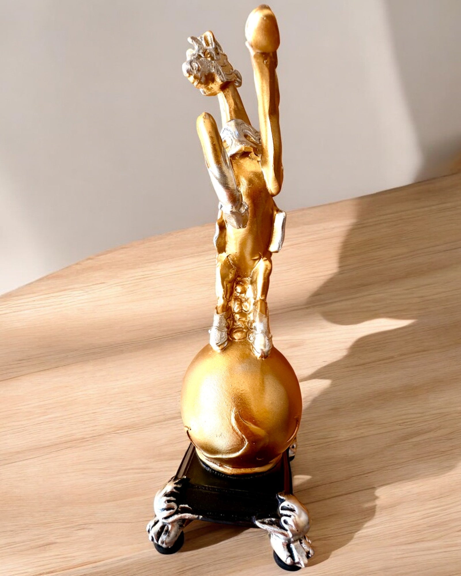 Elegante Statuet "Złoty Rumak" - met graveermogelijkheid als cadeau