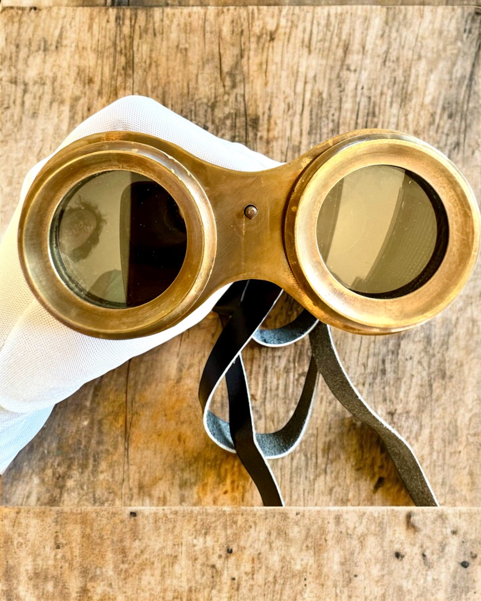 Verrekijker met leren etui Victorian's Eye, 11 cm Messing, Handgemaakt versierd, personalisatie met gravure als cadeau