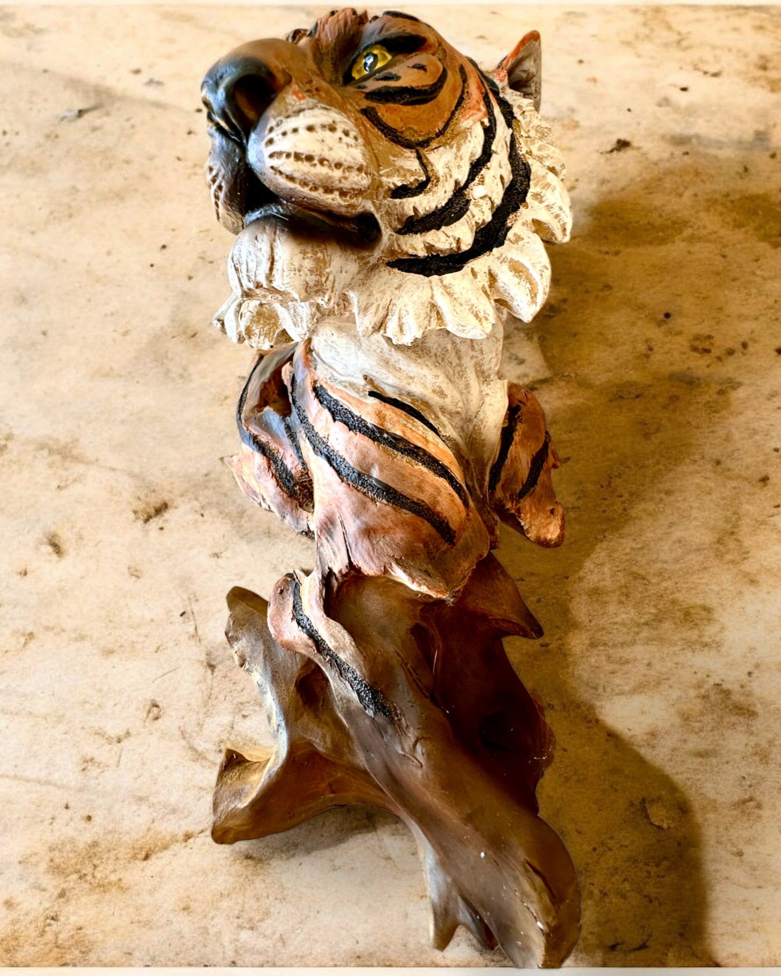 Statuet "Tijger Koning van de Jungle" met Graveeroptie, beeldje 29 cm hoog, decoratie als cadeau
