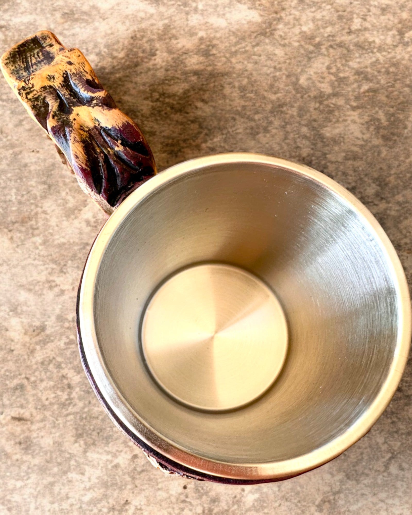 Mroczny Kufel Rycerza - 700 ml, mogelijkheid tot personalisatie met gravure als cadeau