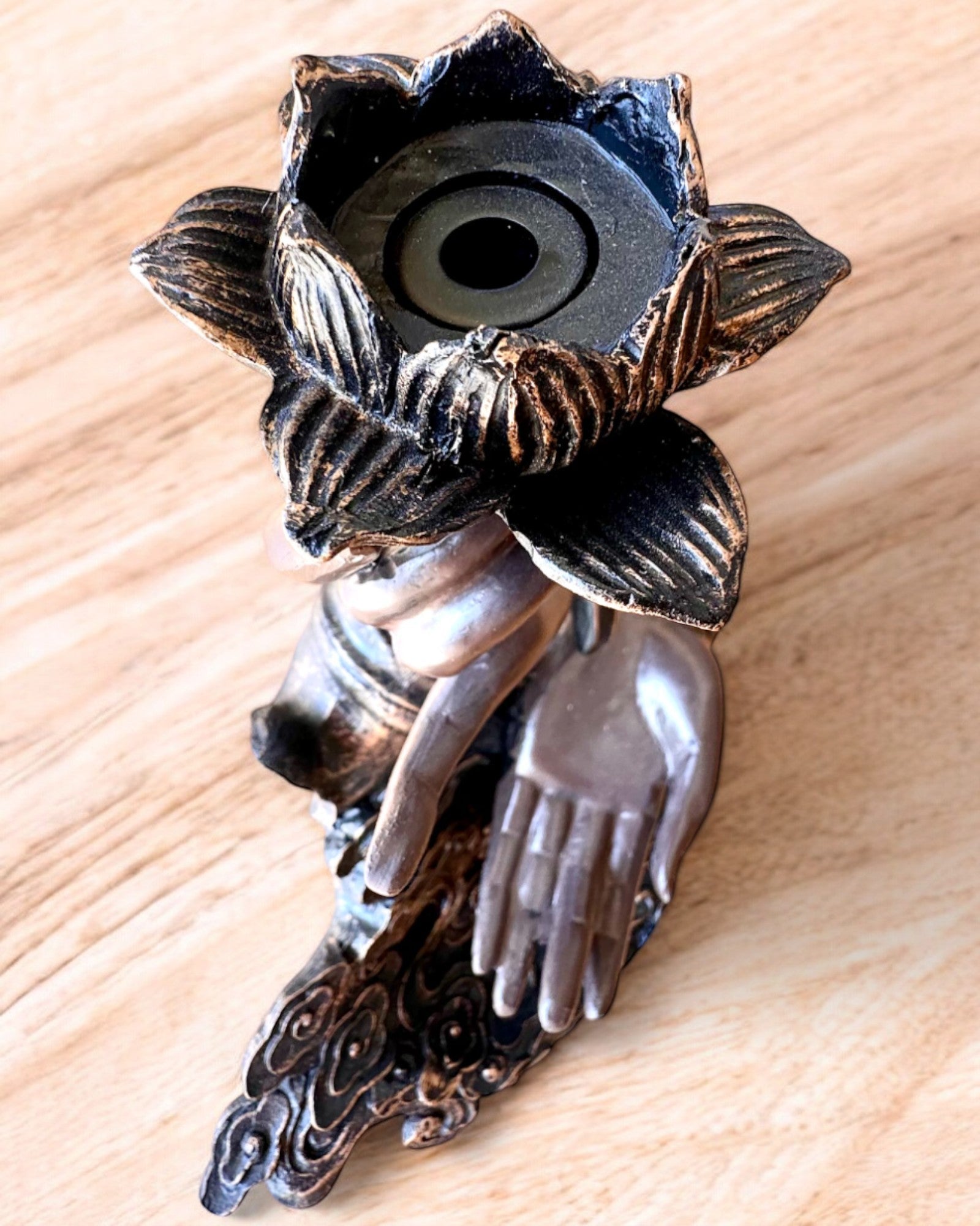 Mystieke Hand, Wierookbrander, houder voor wierook met Stroom, mogelijkheid tot personalisatie met gravure als cadeau