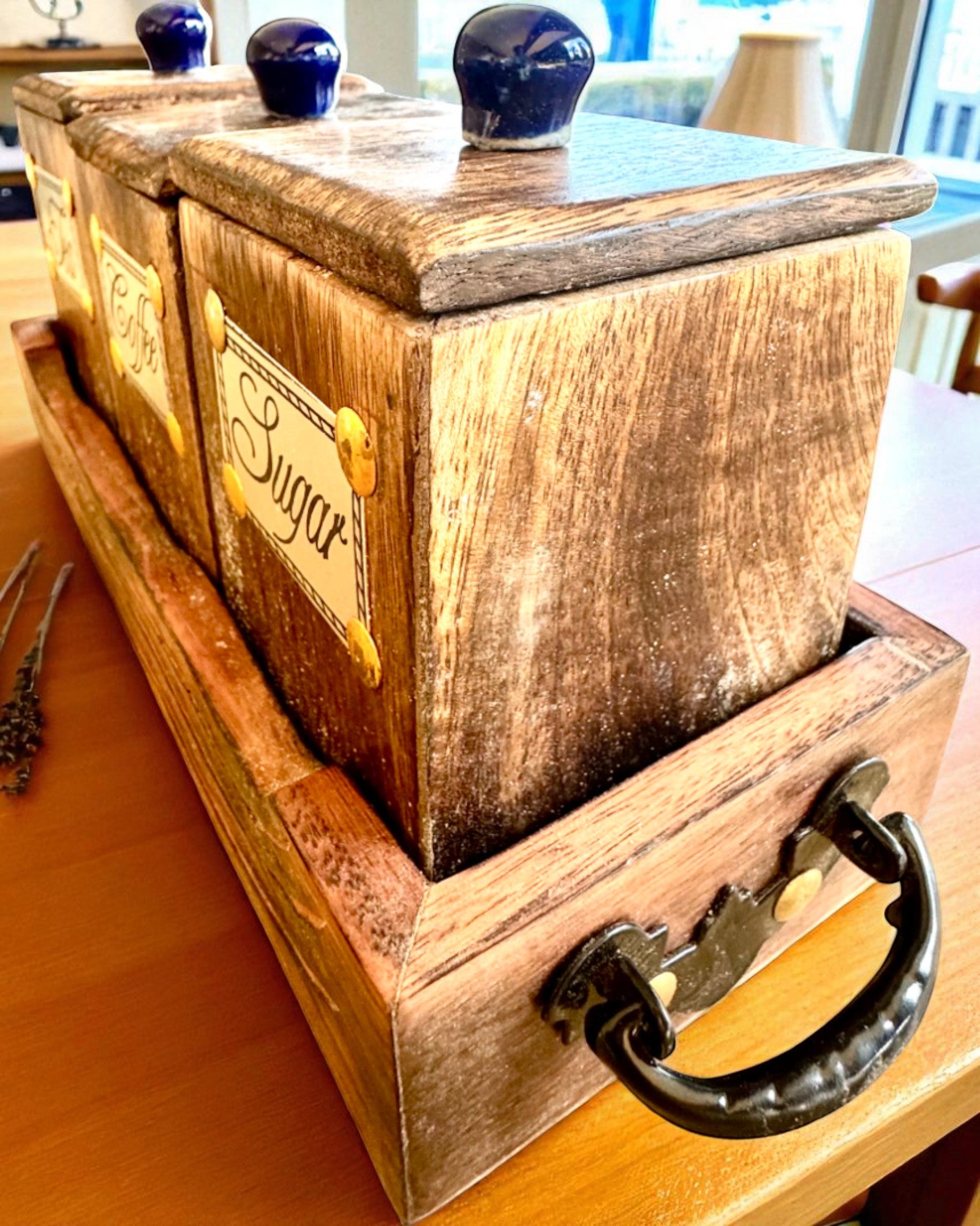 Set Royal Trio – Thee, Koffie, Suiker van Shisham hout, handgemaakt, met optie voor gravure als cadeau