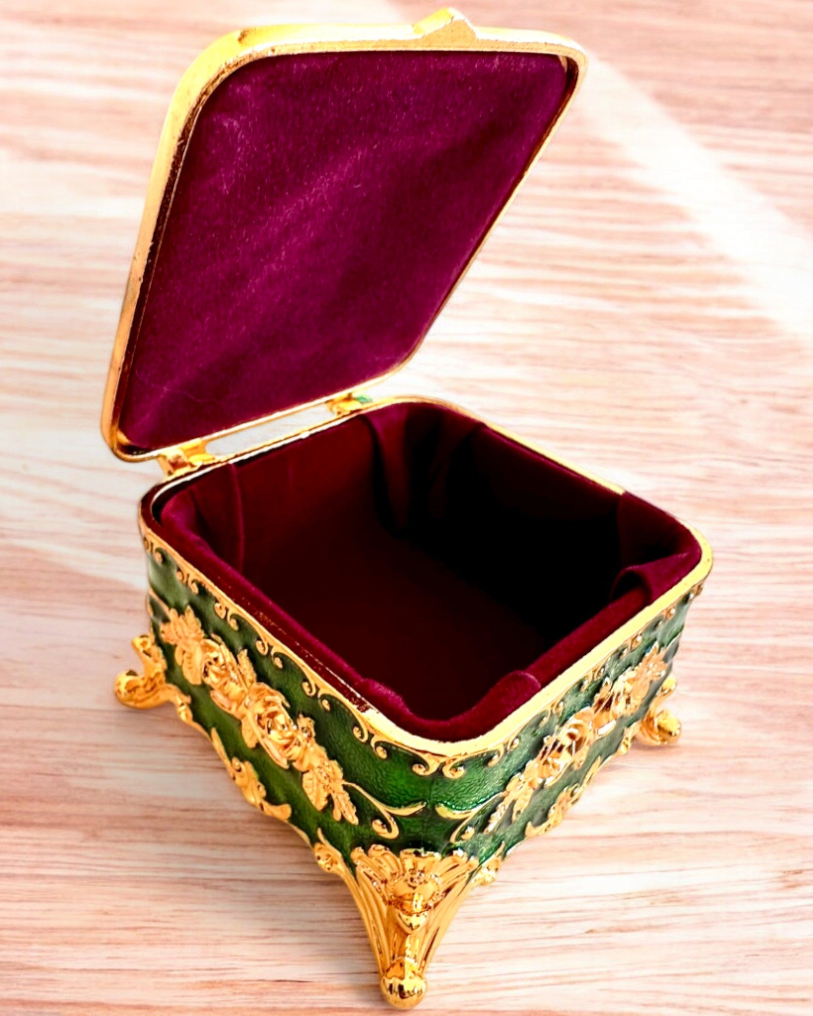 Sieradendoos "Royal Elegance" met graveeroptie als cadeau