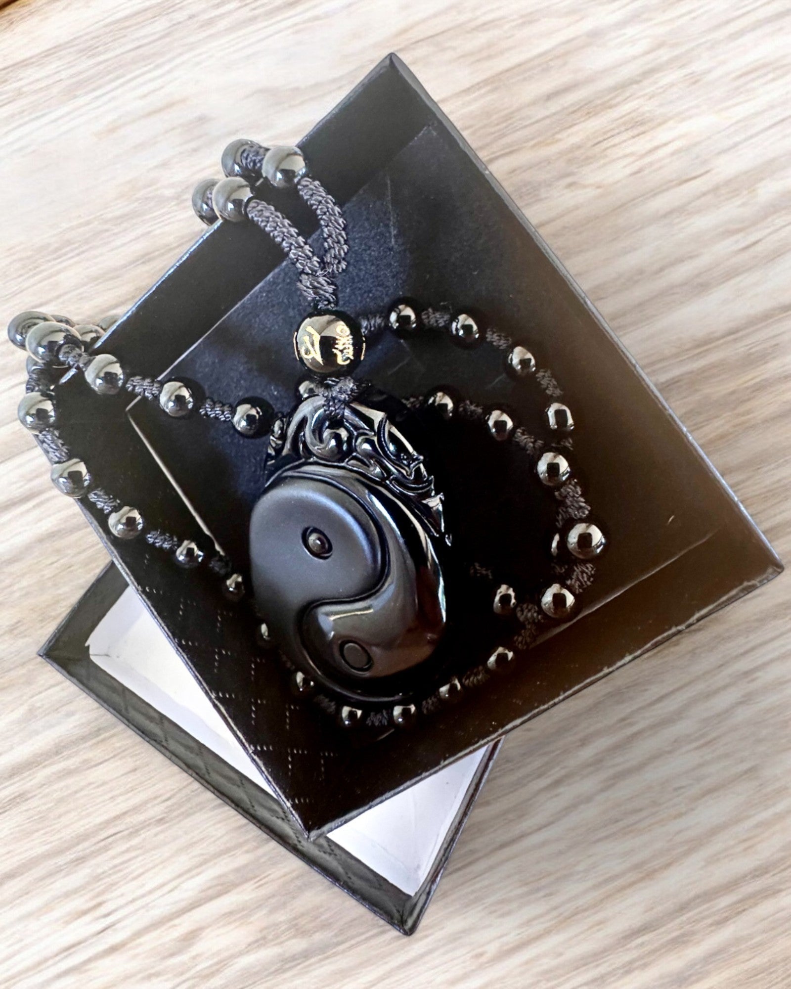 Obsidian Yin Yang Amulet met Gravure - Harmonie en Bescherming, personalisatie met gravure als cadeau
