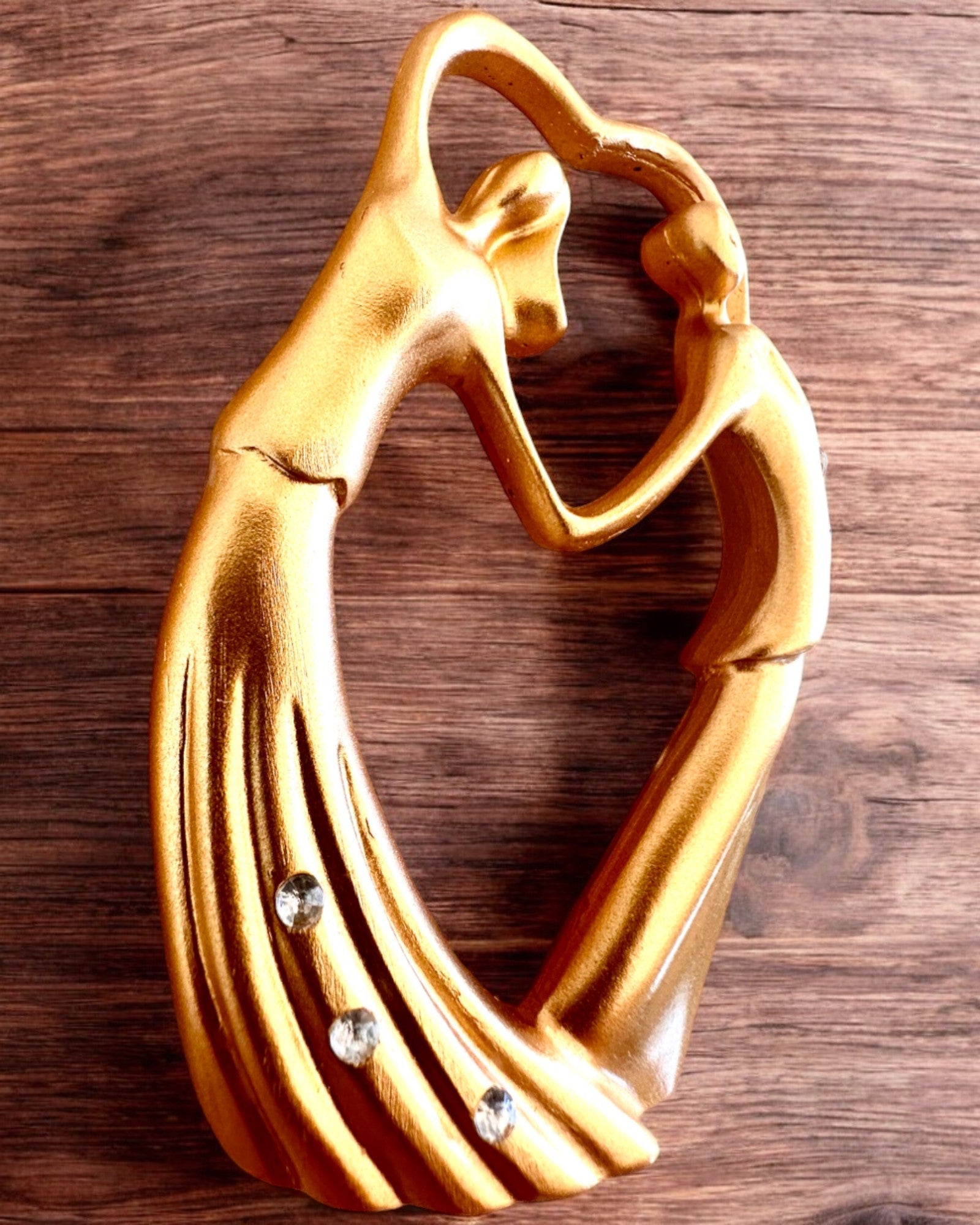 Beeldje symbool van liefde - "Eeuwige Nabijheid" als cadeau, personalisatie met gravure