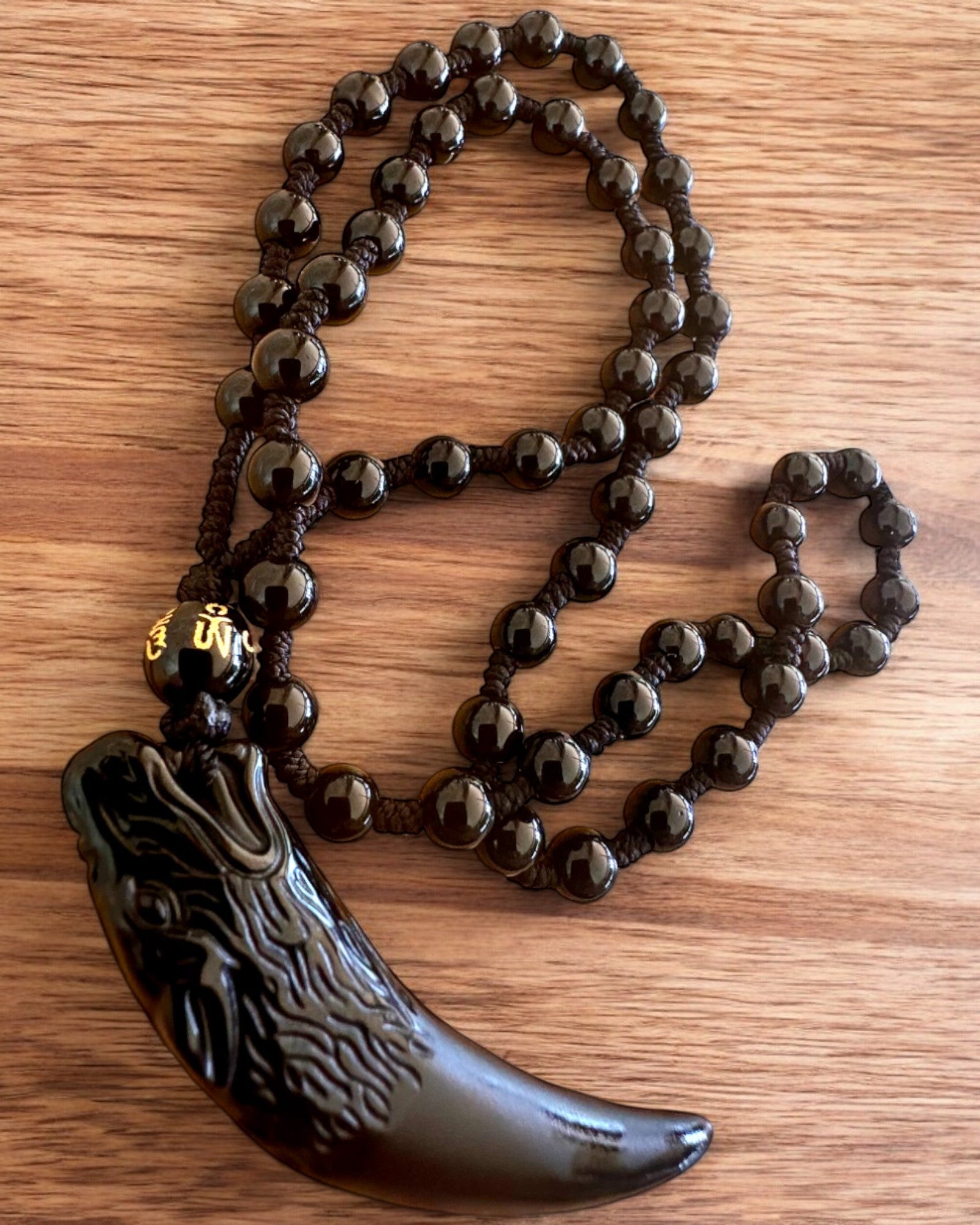 Wilczy Ząb Jadeitowy - Amulet van Kracht en Bescherming, mogelijkheid tot personalisatie met gravure als cadeau