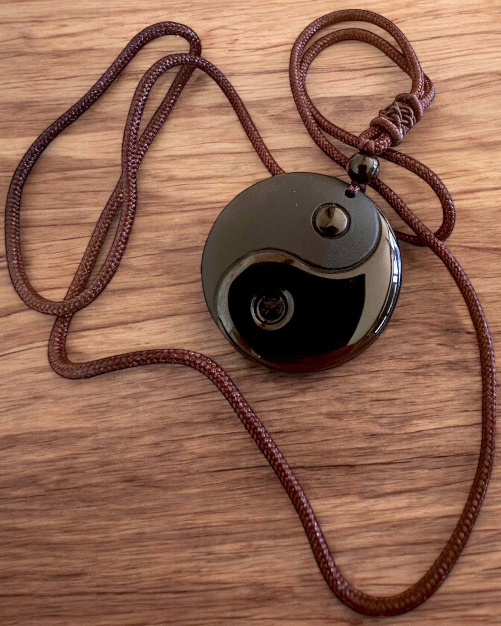Boho Ketting van Obsidiaan Yin Yang Tai Chi, personalisatie mogelijk met gravure als cadeau