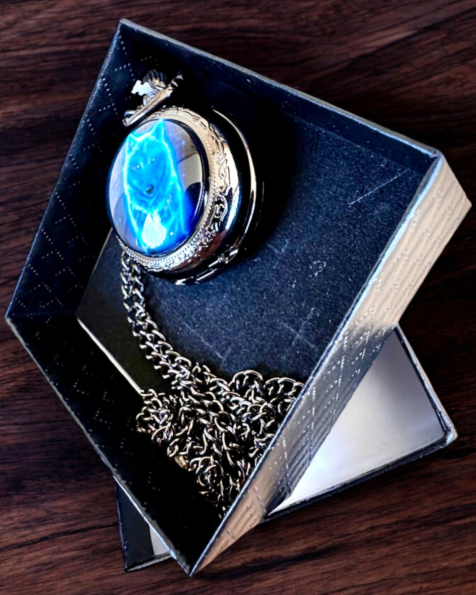 Kieszonkhorloge Lunar Wolf – Maanwolf Klok, mogelijkheid tot personalisatie met gravure als cadeau