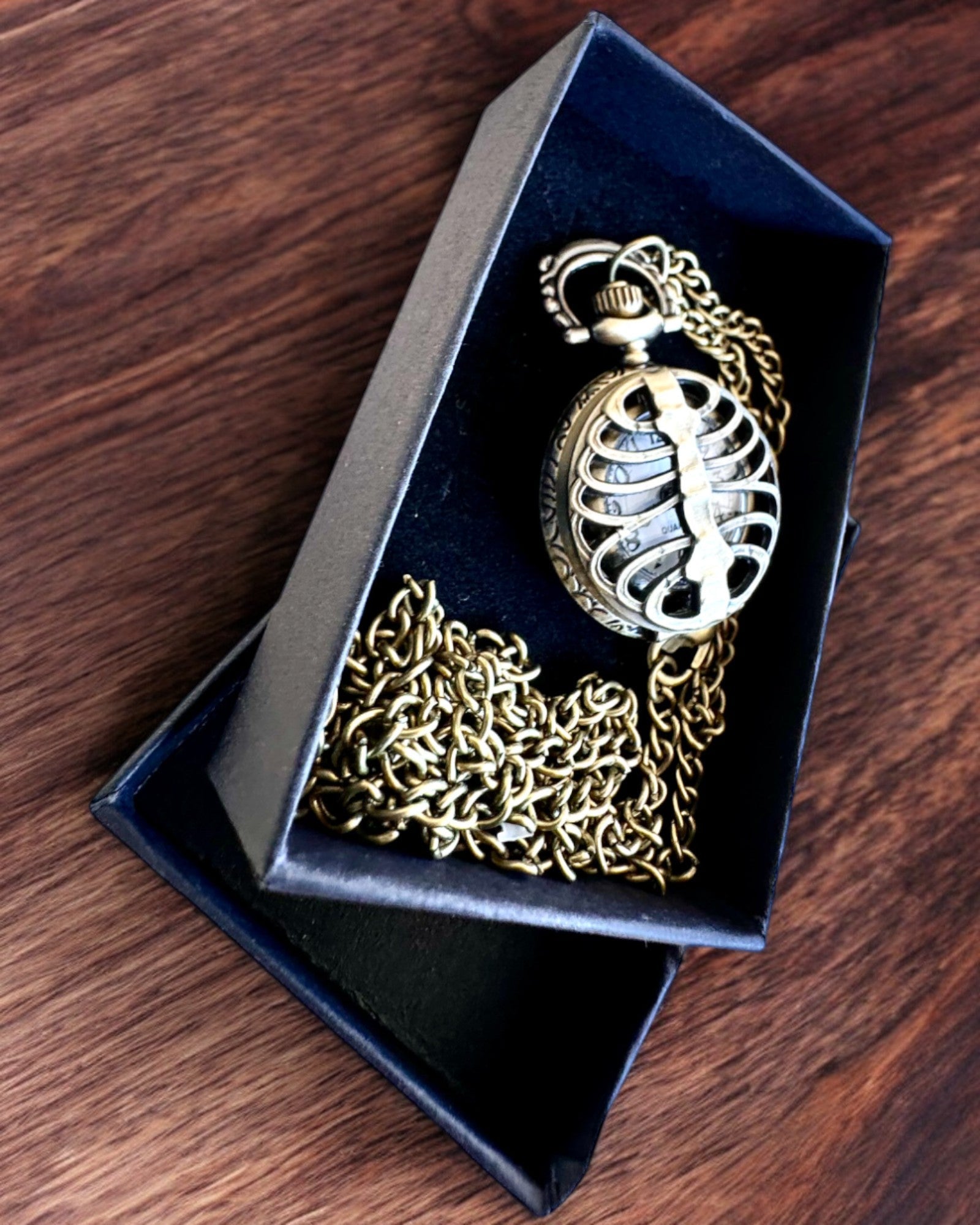 Zakhorloge "Rybia Łuska" met graveermogelijkheid als cadeau