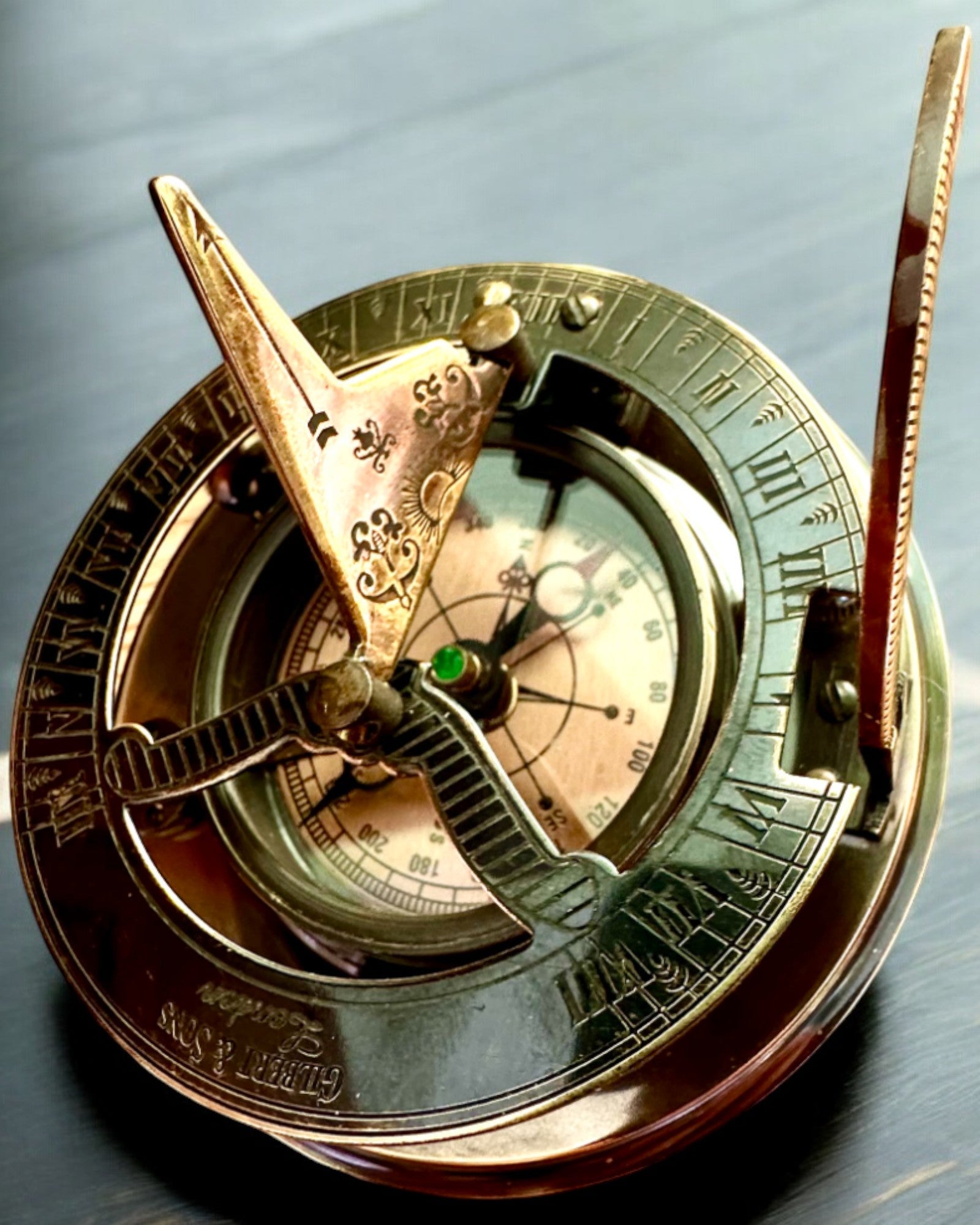 Kapiteinskompas "Odkrywca 2" - mogelijkheid tot personalisatie met gravure als cadeau, 2 kleuropties om uit te kiezen