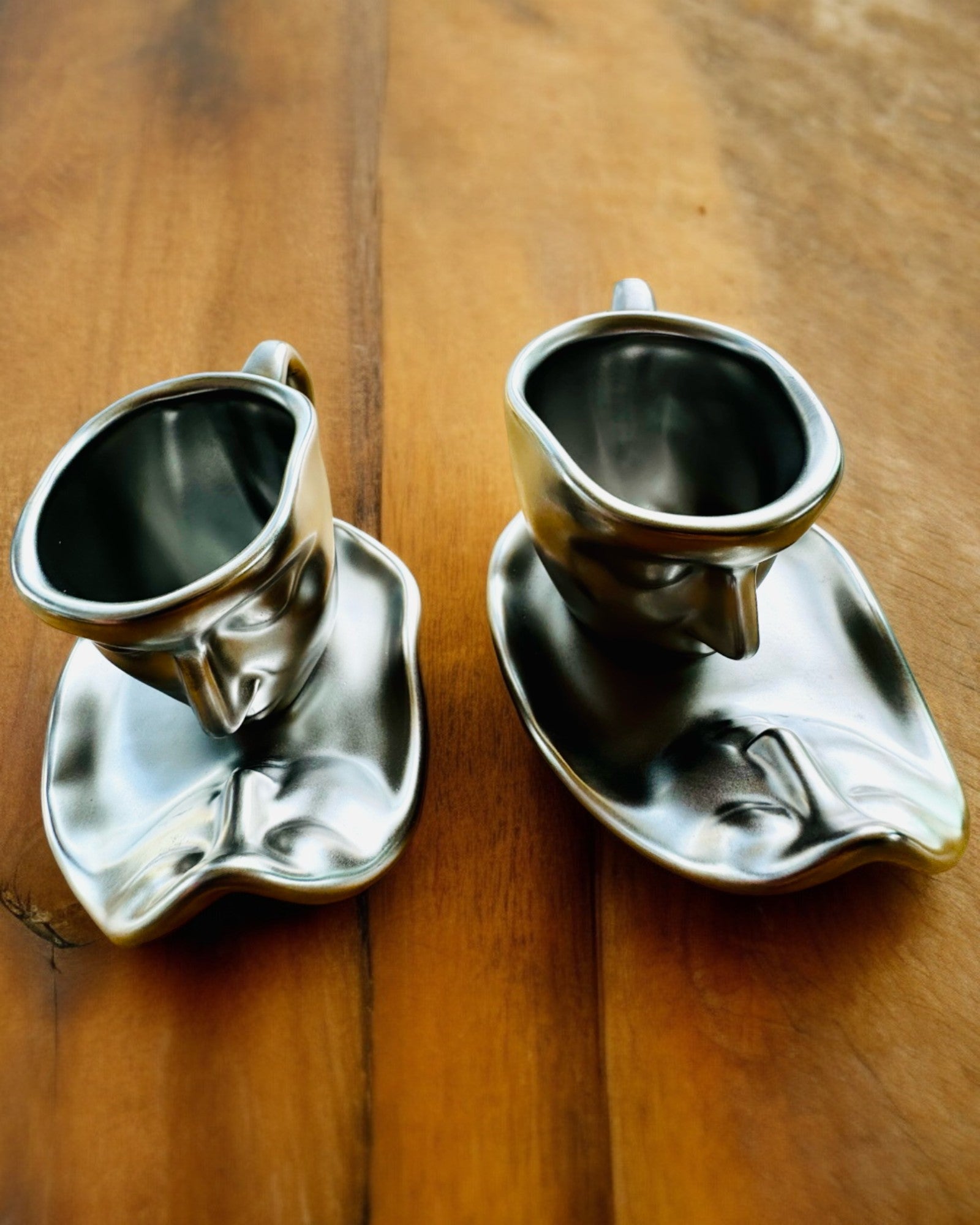 Elegante Keramische Kopjes "Masker" – Set van 2 stuks - mogelijkheid tot personalisatie met gravure als cadeau