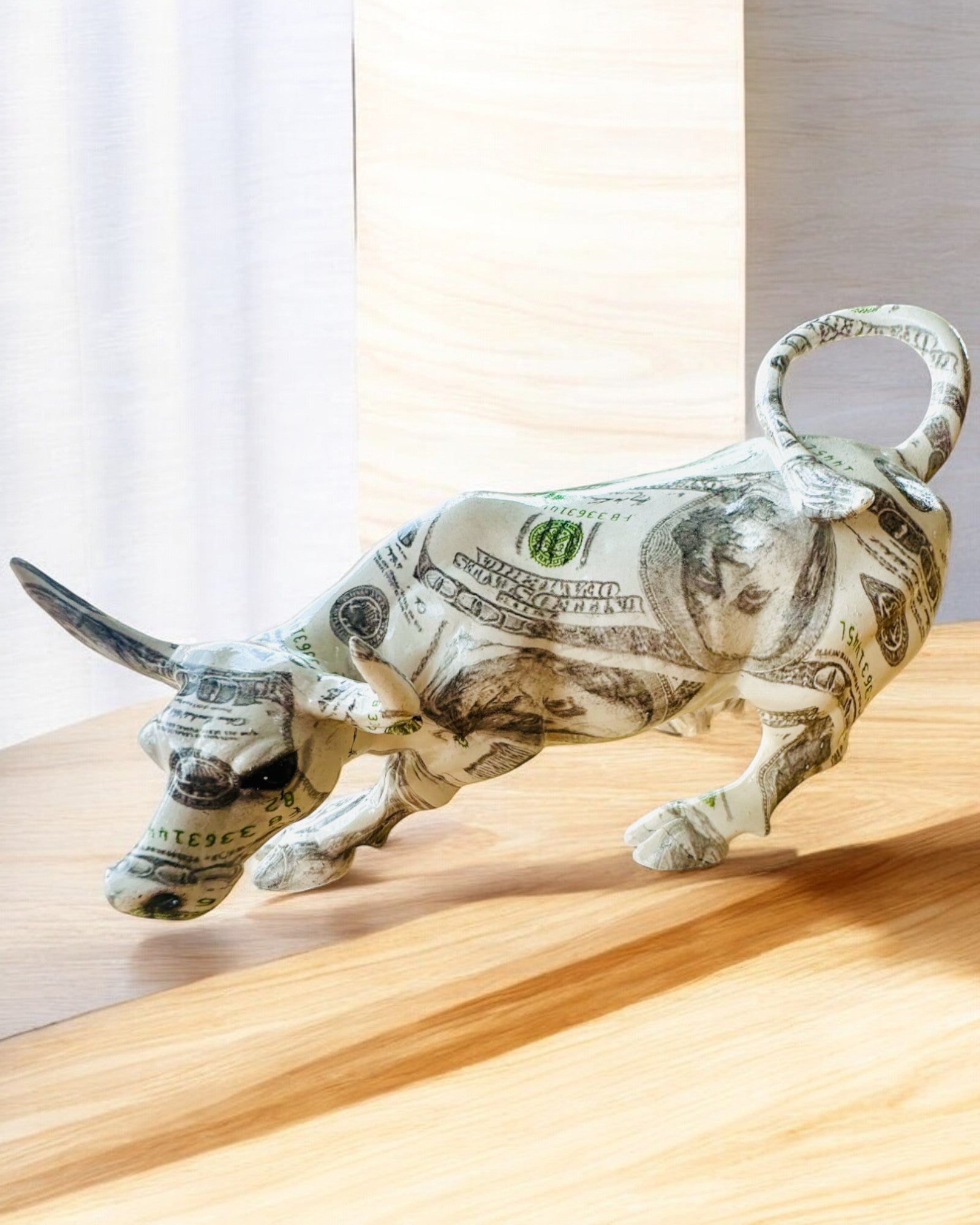 Decoratief Beeld "BullArt" – Unieke Kunst met Graveeroptie - 4 Kleuropties, voor een Gepersonaliseerd Cadeau
