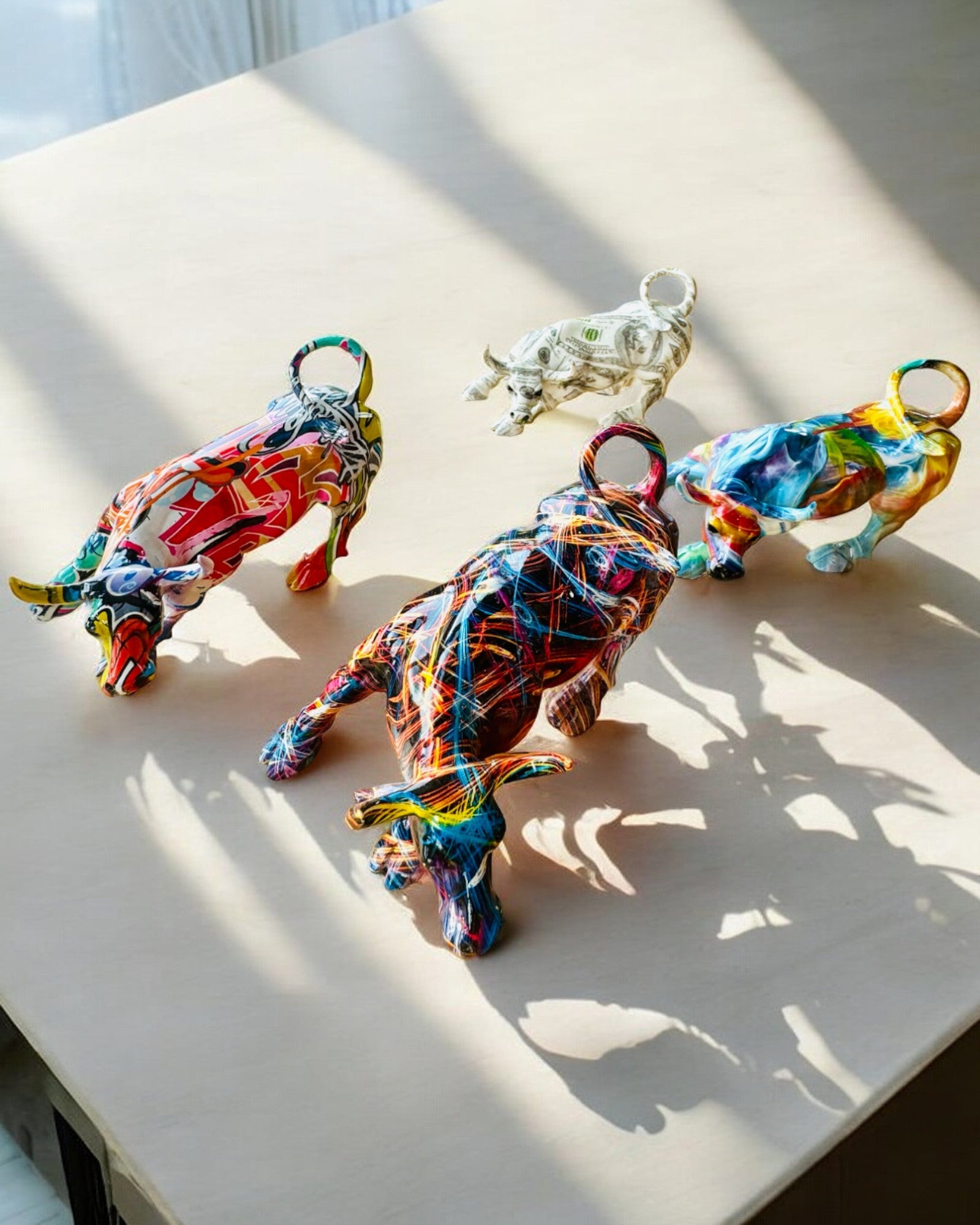 Decoratief Beeld "BullArt" – Unieke Kunst met Graveeroptie - 4 Kleuropties, voor een Gepersonaliseerd Cadeau