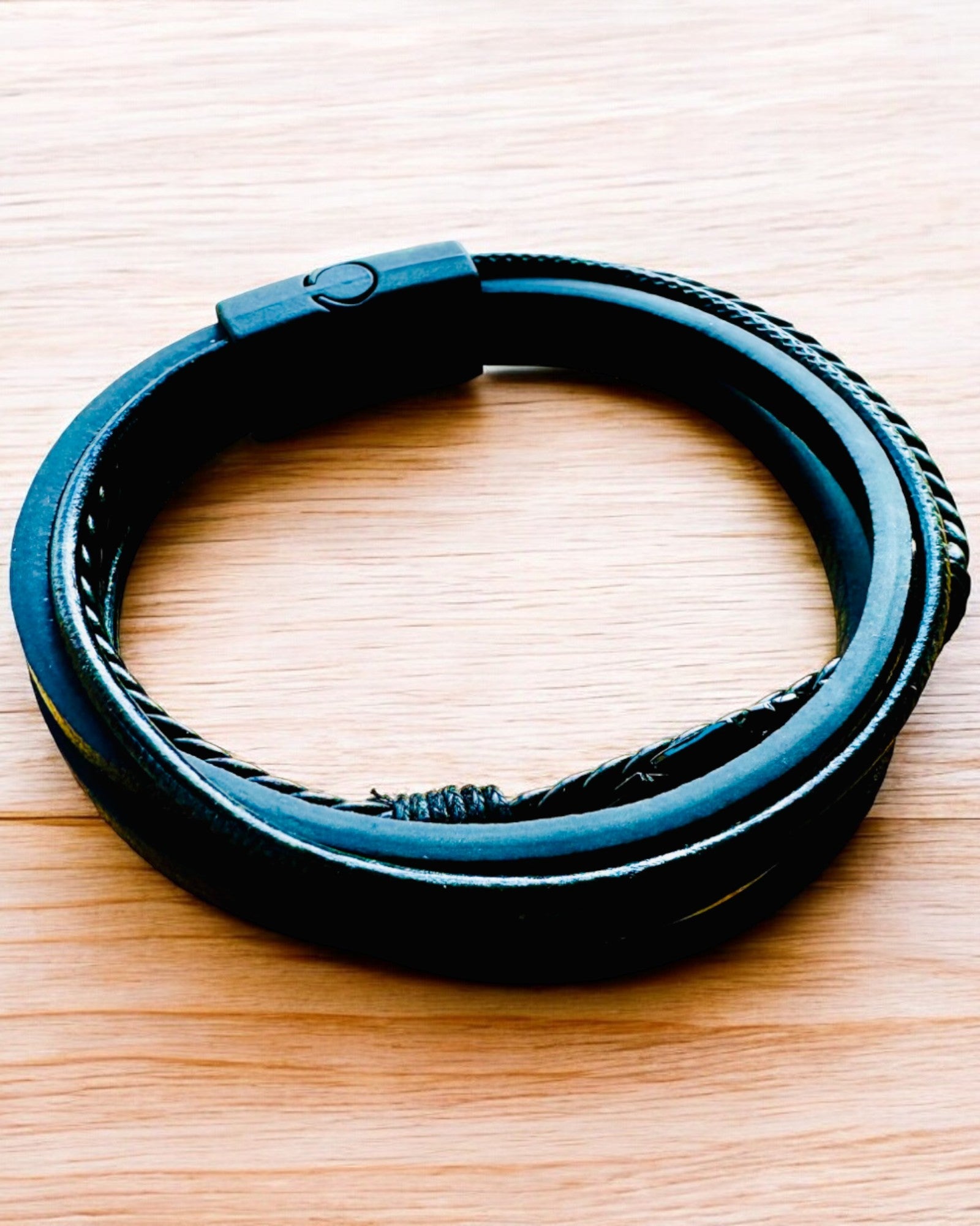 Armband "Orzeł" met graveeroptie, 3 kleuropties