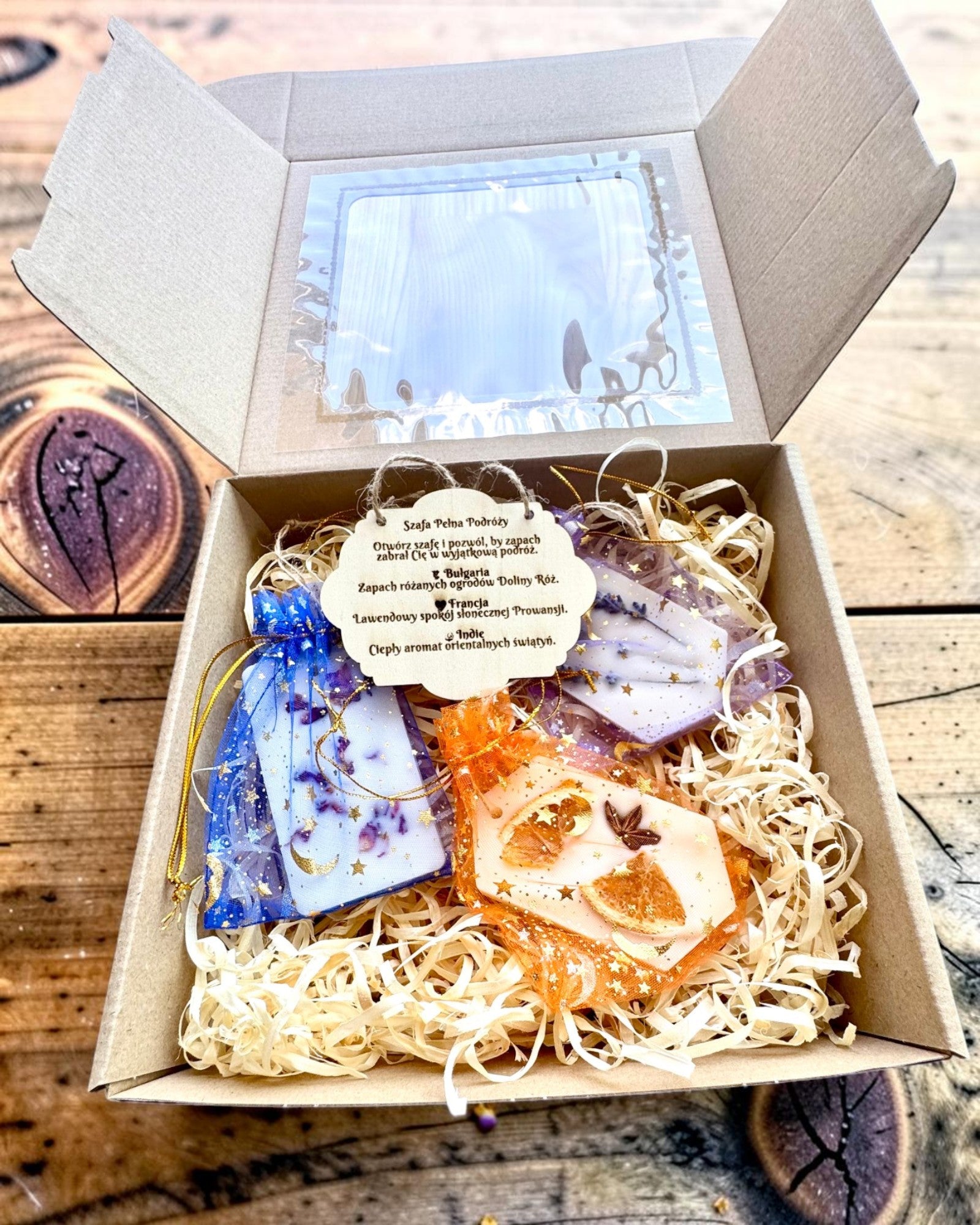 Kledingkast Vol Reizen – Geschenkset met Sojawashangers