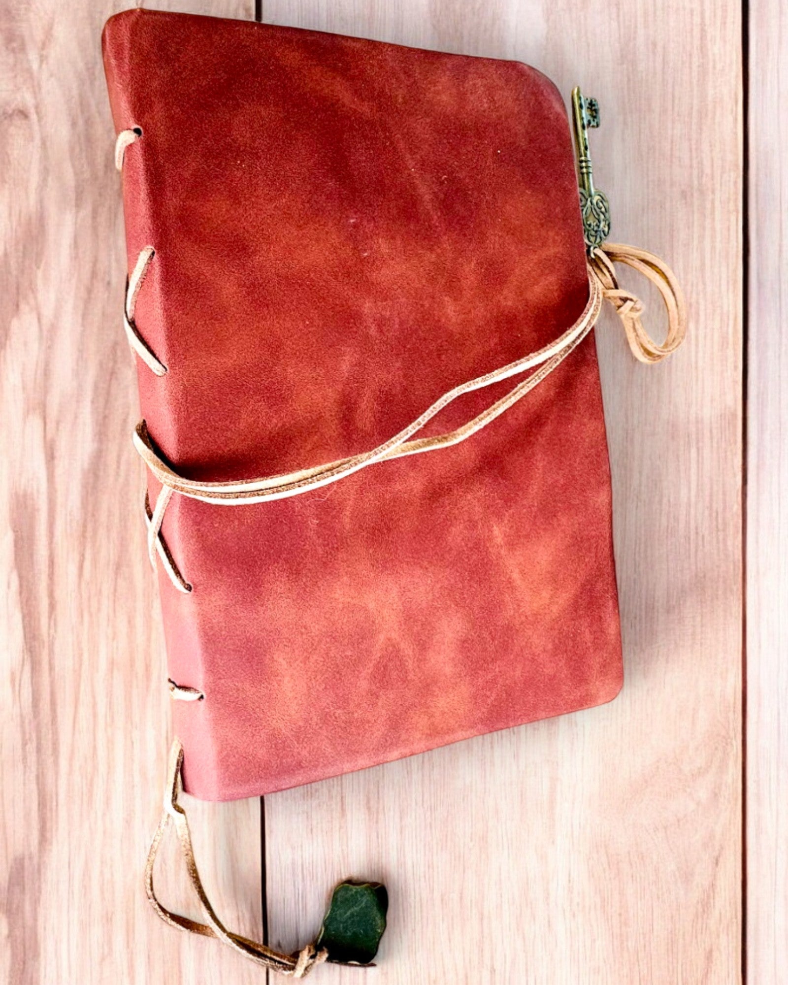 Vintage Notitieboek "Sleutel van het Verleden" - Mogelijkheid tot graveren als cadeau, notitieblok