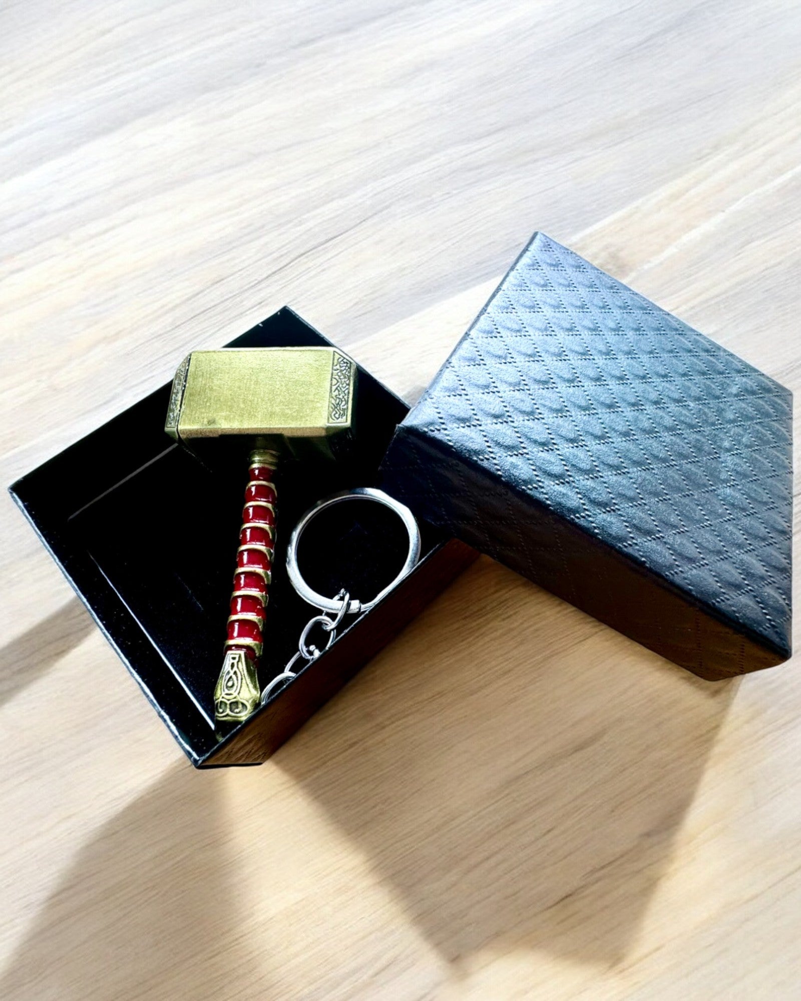 Młot Wikinga - Sleutelhanger en flesopener in één - Premium, mogelijkheid tot personalisatie met gravure