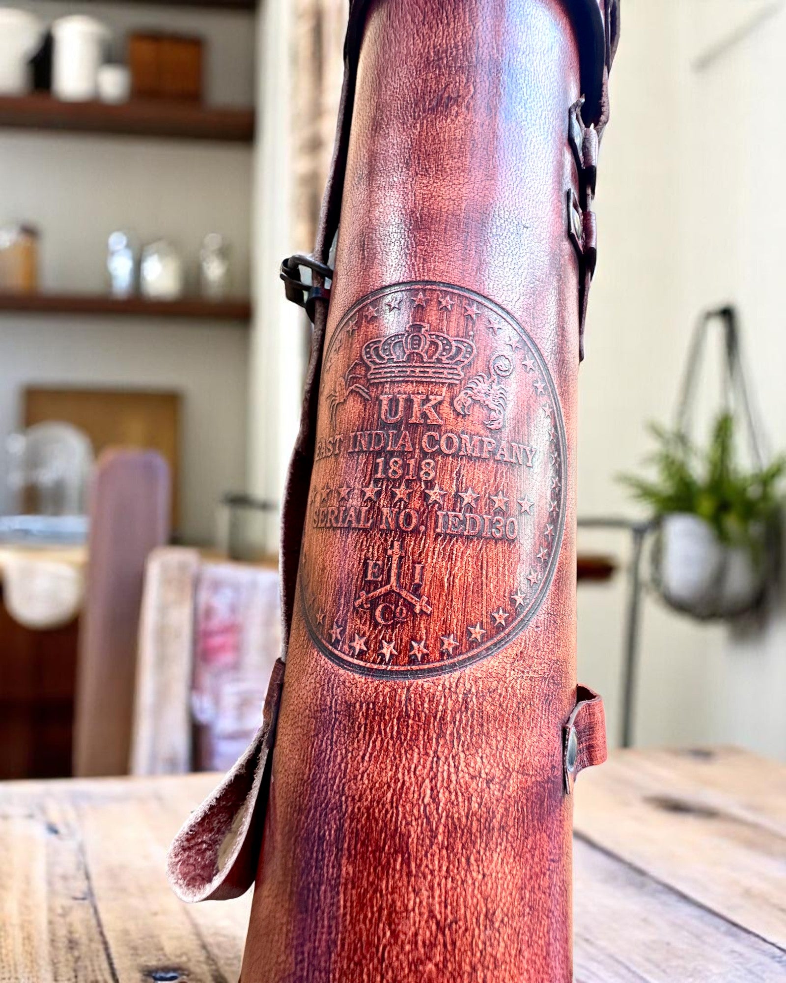 Koninklijke Verrekijker "Voyager 1818" – Exclusief, Messing, 83 cm, handgemaakt, etui van Echt Leer – Collectors Editie, personalisatie met gravure als cadeau
