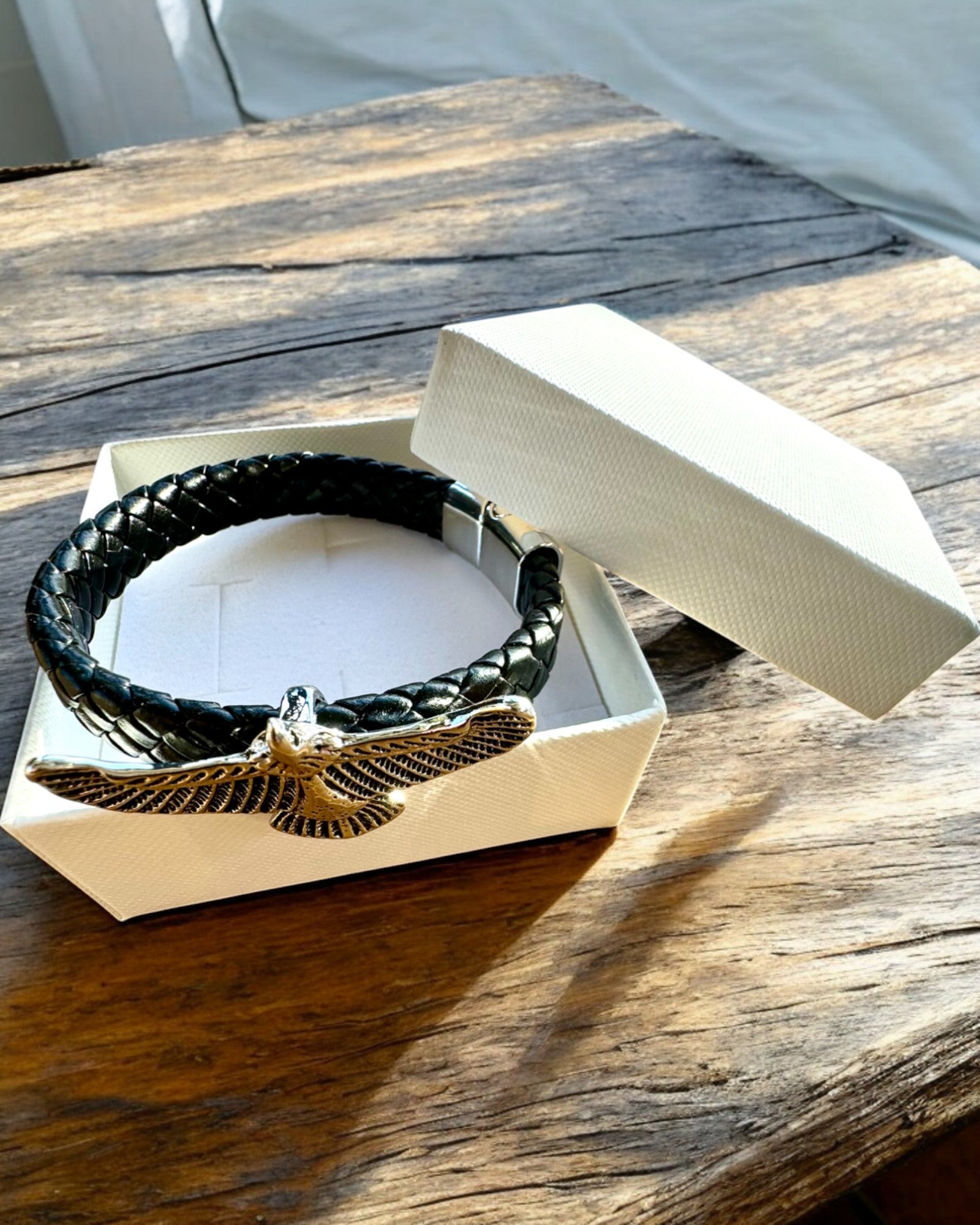 Herenarmband "SkyRider" – Leren Stijl met Karakter - mogelijkheid tot personalisatie met gravure