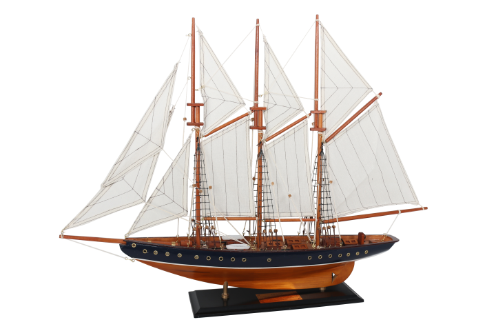 Model van schoener Atlantic 72cm - Replica van het legendarische schip, personaliseerbaar met gravure - Ideaal cadeau voor zeilliefhebbers - Gemaakt van hout met stoffen zeilen