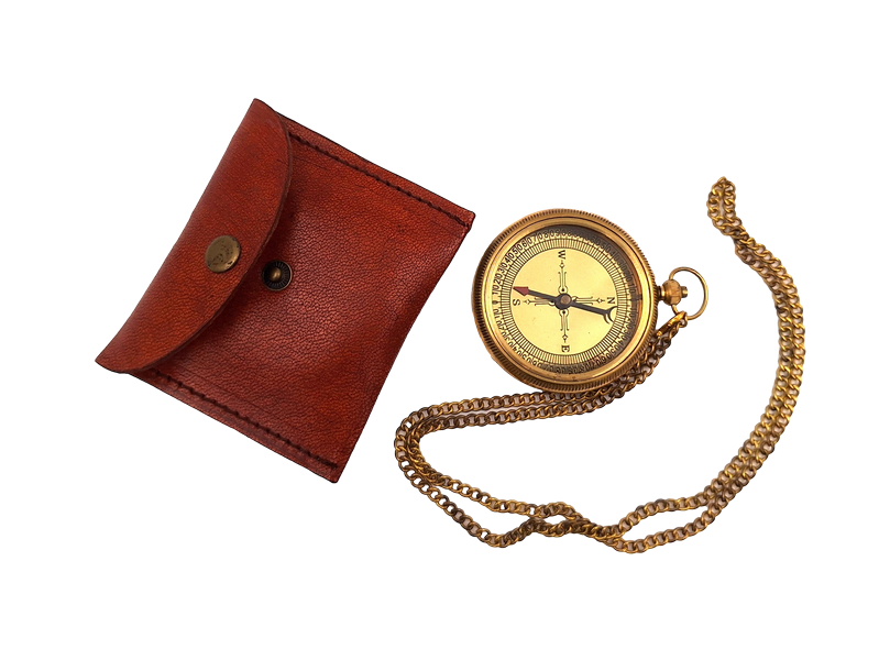 Messing kompas aan ketting in leren etui met mogelijkheid tot personalisatie met gravure