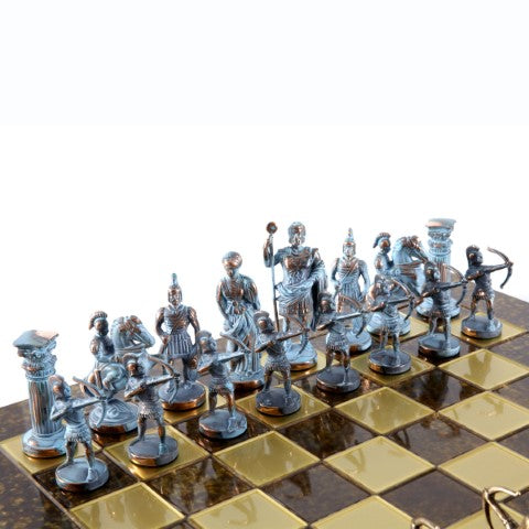 Messing schaakspel Boogschutters 44x44cm met mogelijkheid tot personalisatie met gravure - luxe cadeau voor liefhebbers van mythologie en strategie, hoogwaardige handgemaakte stukken