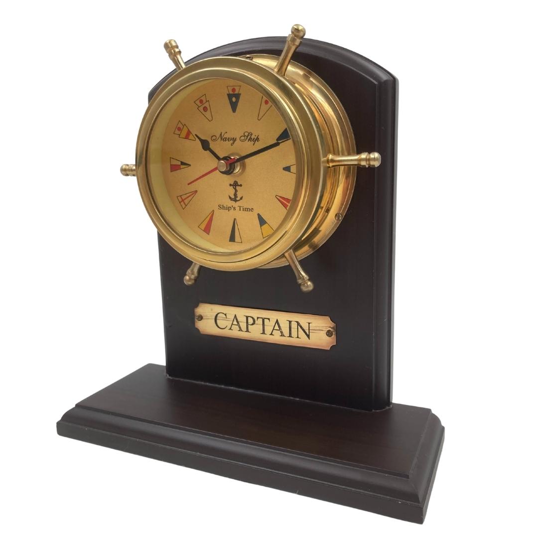 Messing maritieme klok met gravure