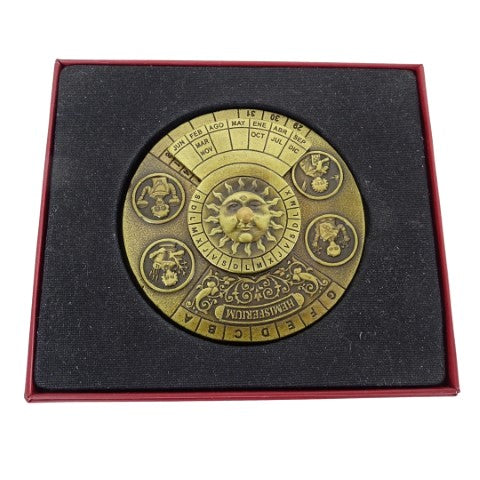 Renaissance eeuwigdurende kalender met gravure - gepersonaliseerd cadeau voor de jaren 1600-2799, elegante kantoordecoratie, diameter 9 cm, renaissancestijl