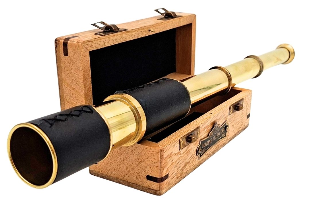 Elegante messing retro maritieme verrekijker met personalisatiemogelijkheid door gravure in houten kistje