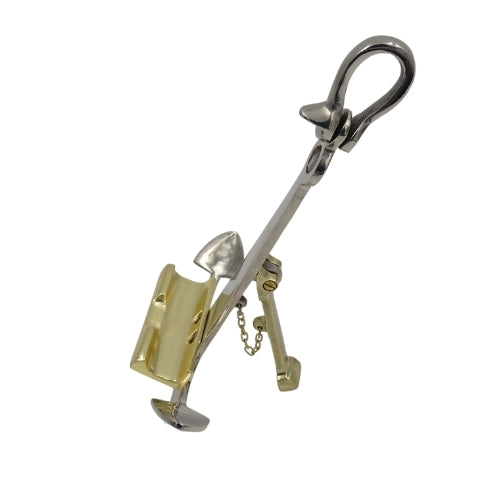Smartphonestandaard Anker MT201 met metalen afwerking, mogelijkheid tot personalisatie met gravure, ideaal cadeau voor een zeiler, hoogte 25 cm, breedte 16 cm