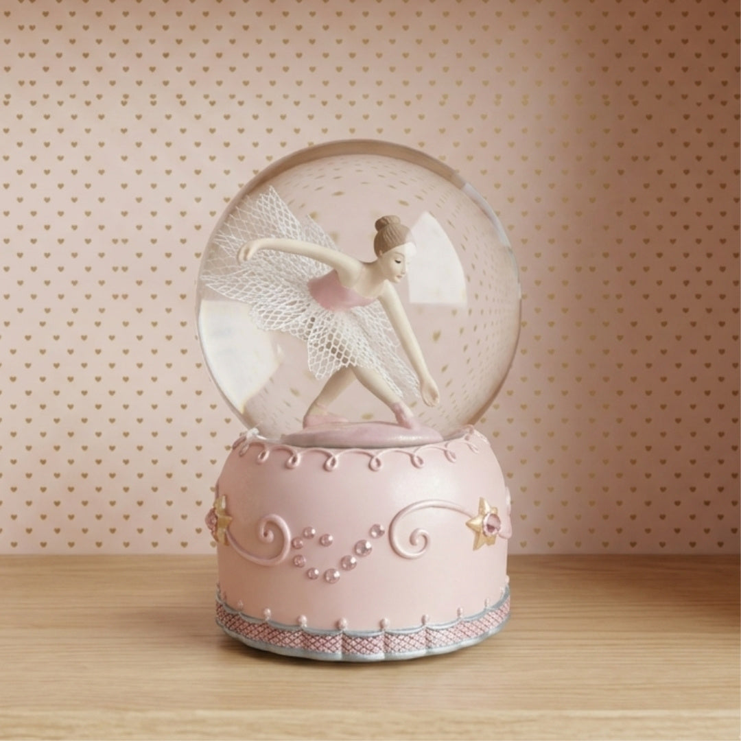 Dansende ballerina in glazen bol 12cm met mogelijkheid tot personalisatie van de gravure - elegante pastelkleurige decoratie als cadeau voor balletliefhebbers, gemaakt van polyresin en glas